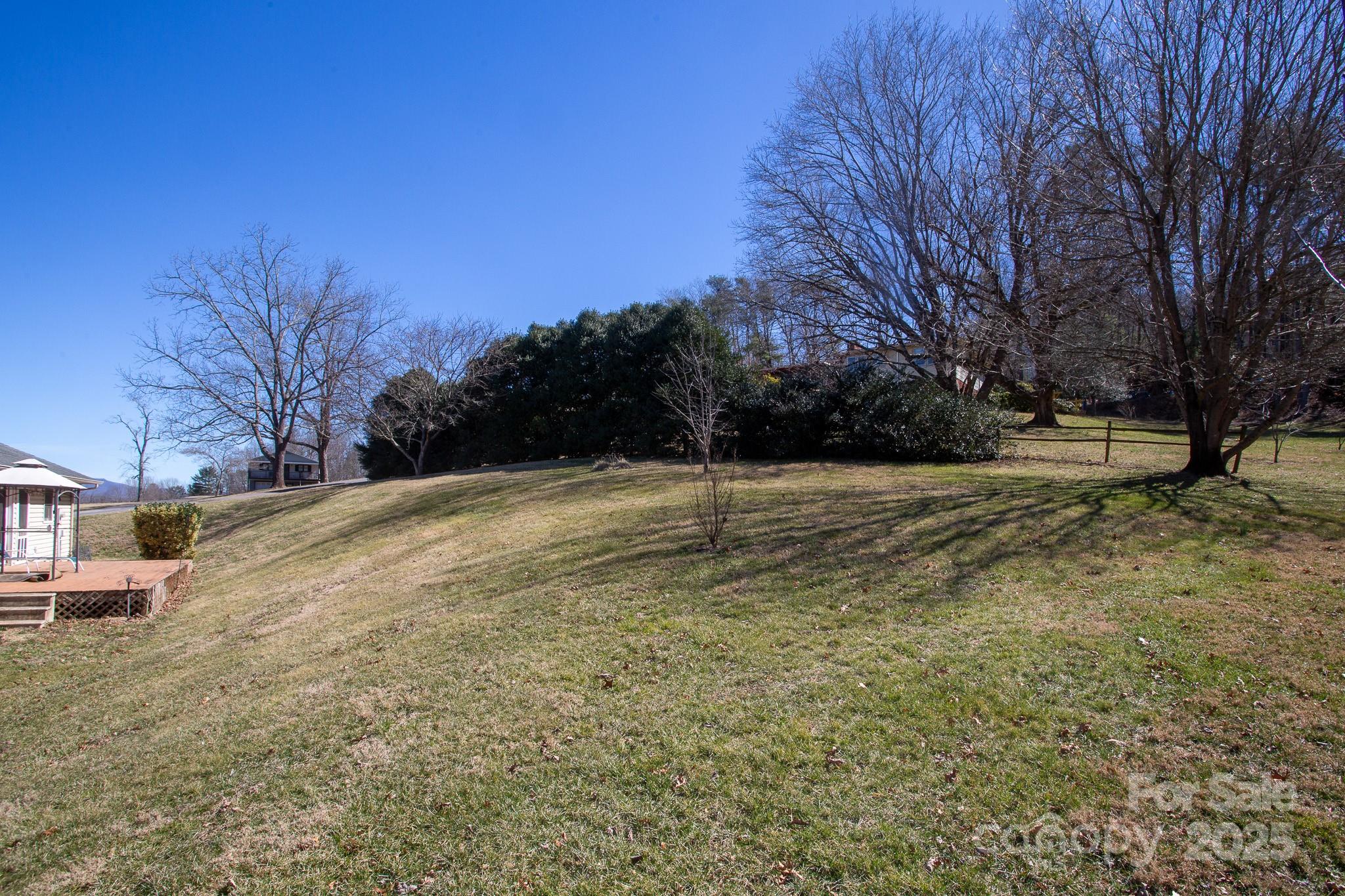 9 Lorena Drive — Asheville