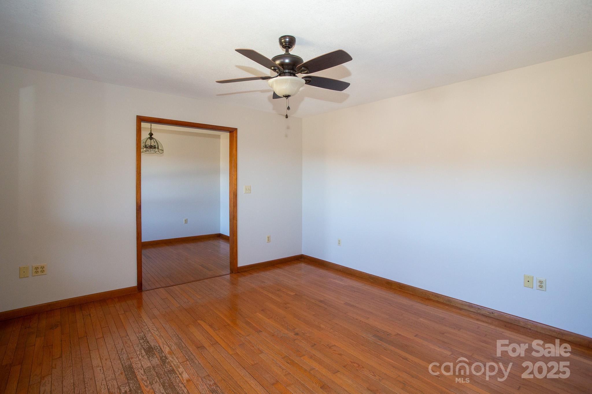 9 Lorena Drive — Asheville