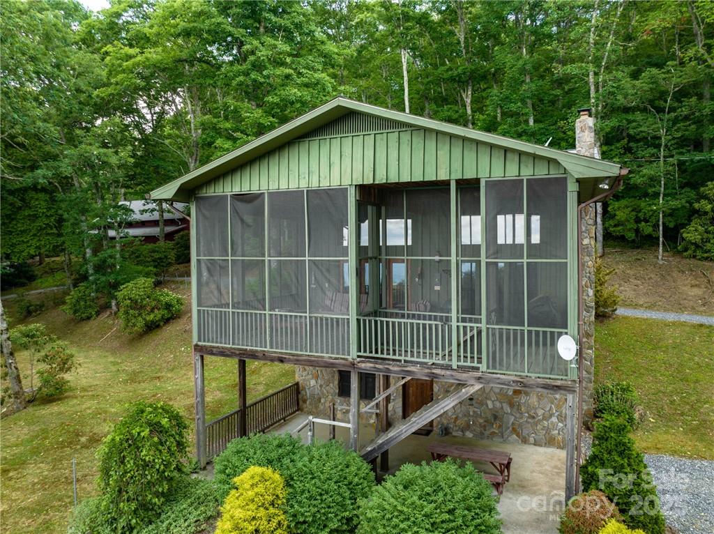 167 Bold Springs Road — Sylva