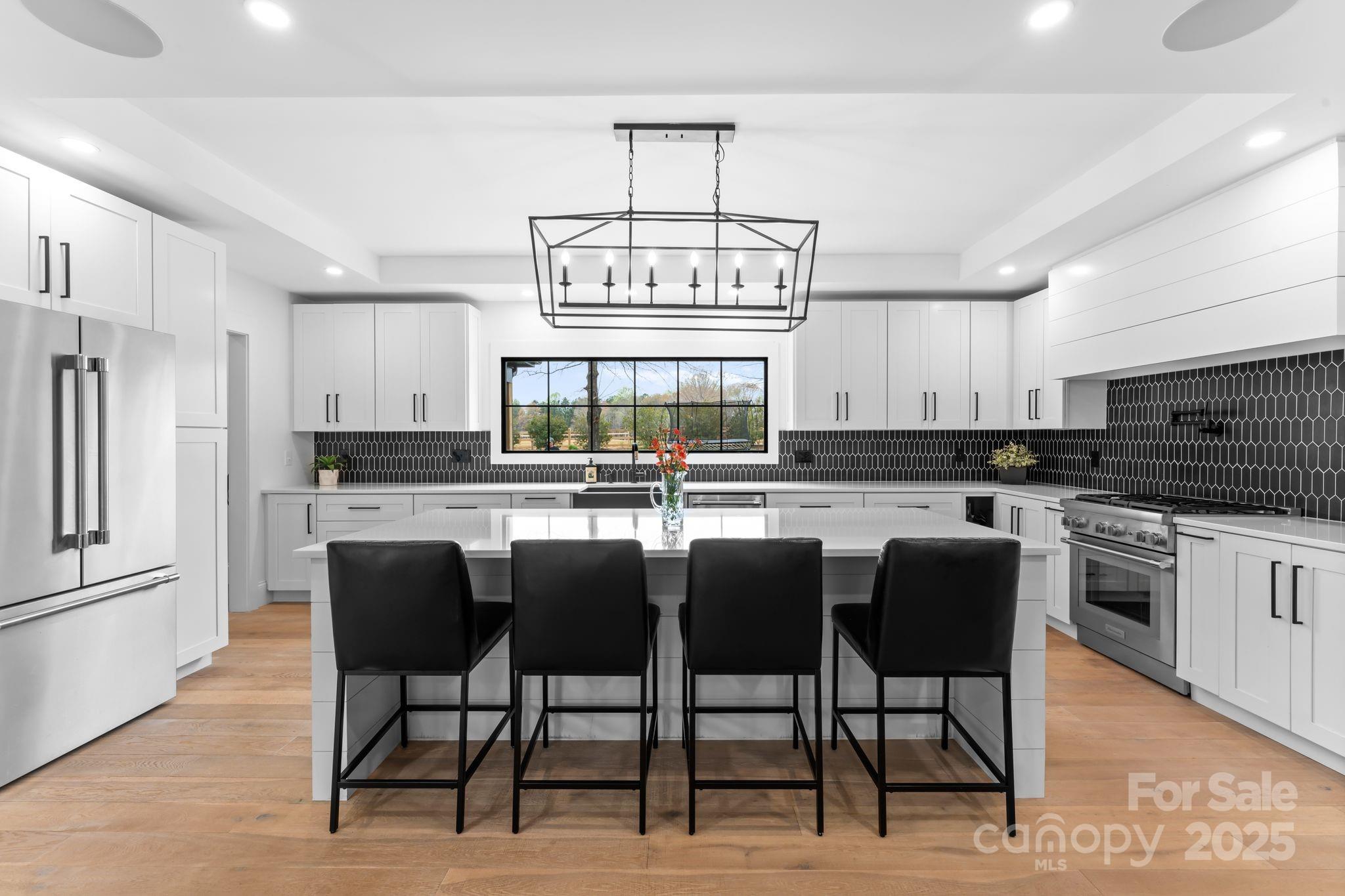 1575 Shinnville Road — Cleveland