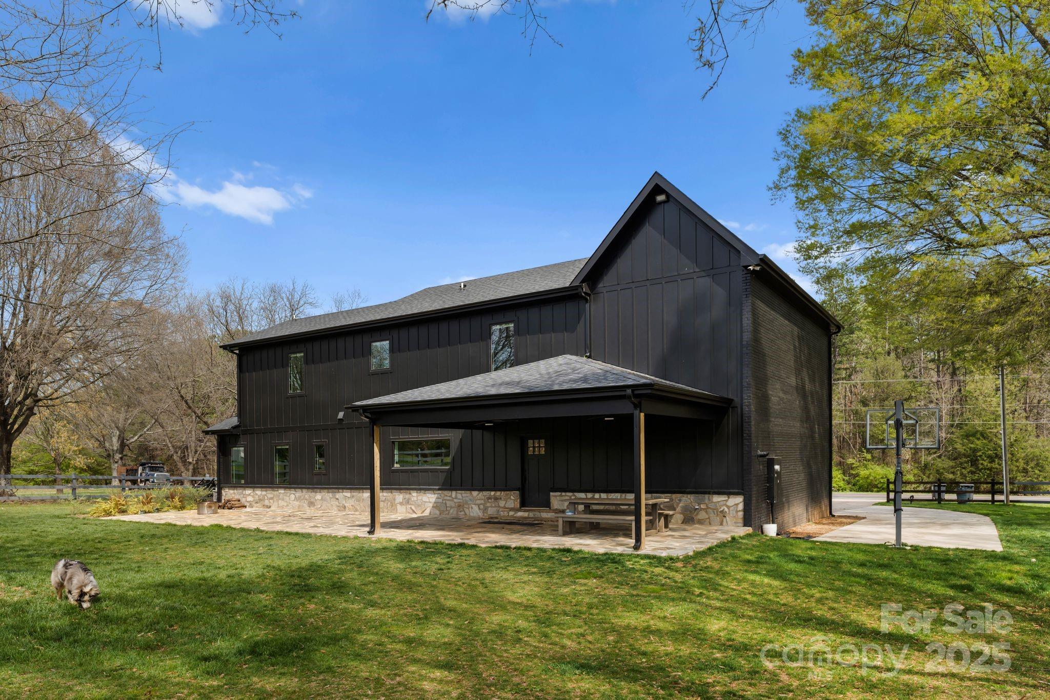 1575 Shinnville Road — Cleveland