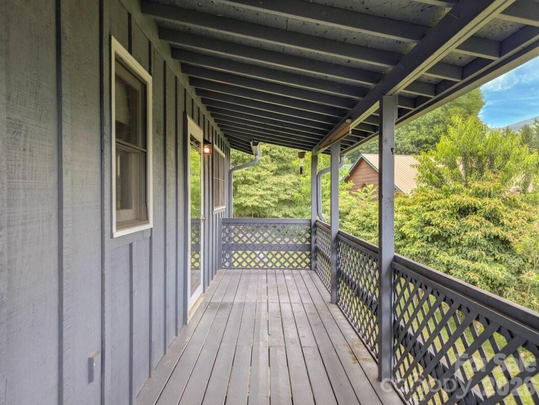 84 Stoney Ridge Loop — Maggie Valley