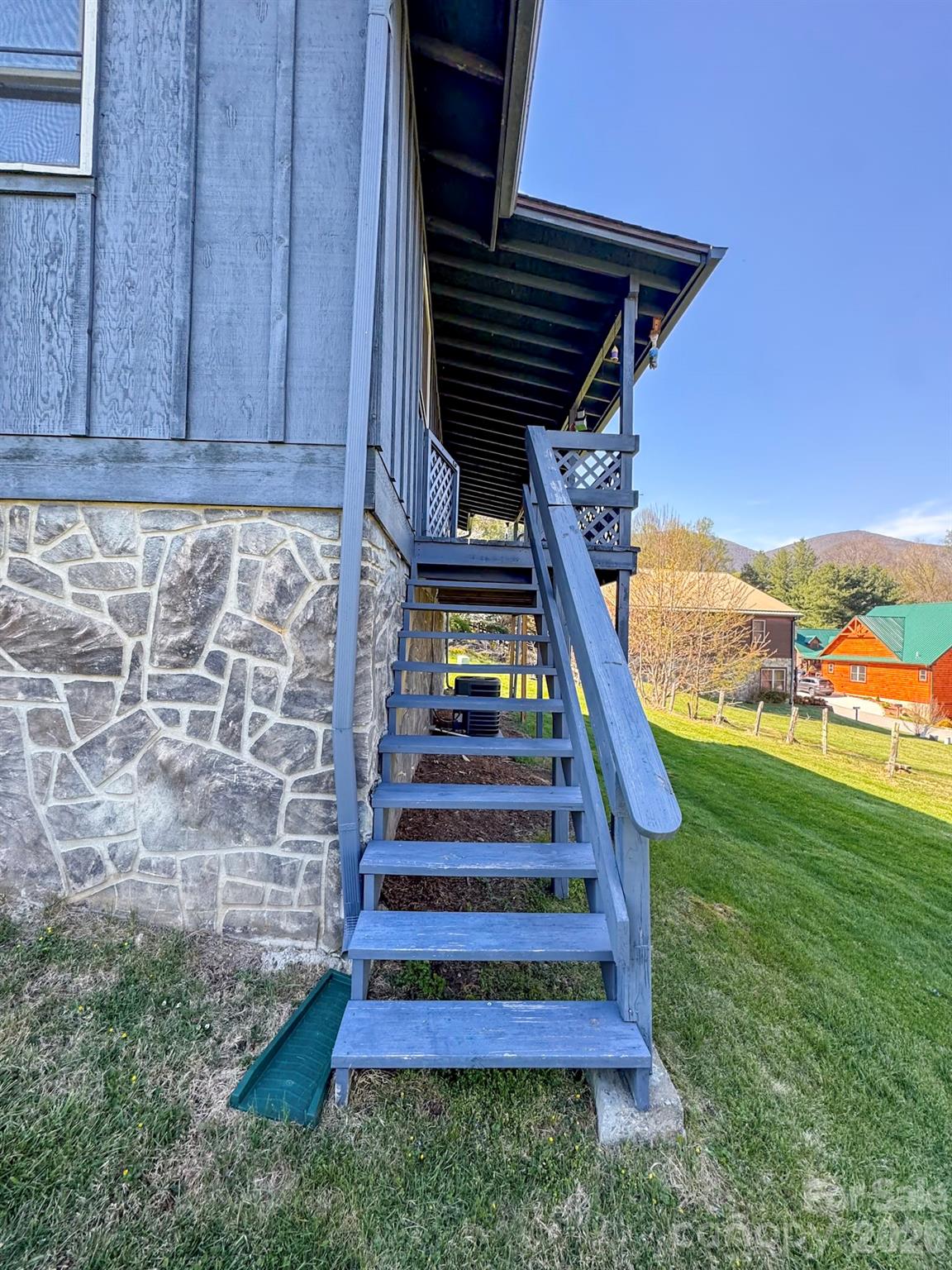 84 Stoney Ridge Loop — Maggie Valley