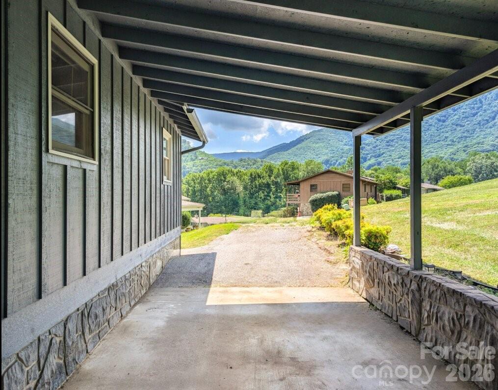 84 Stoney Ridge Loop — Maggie Valley