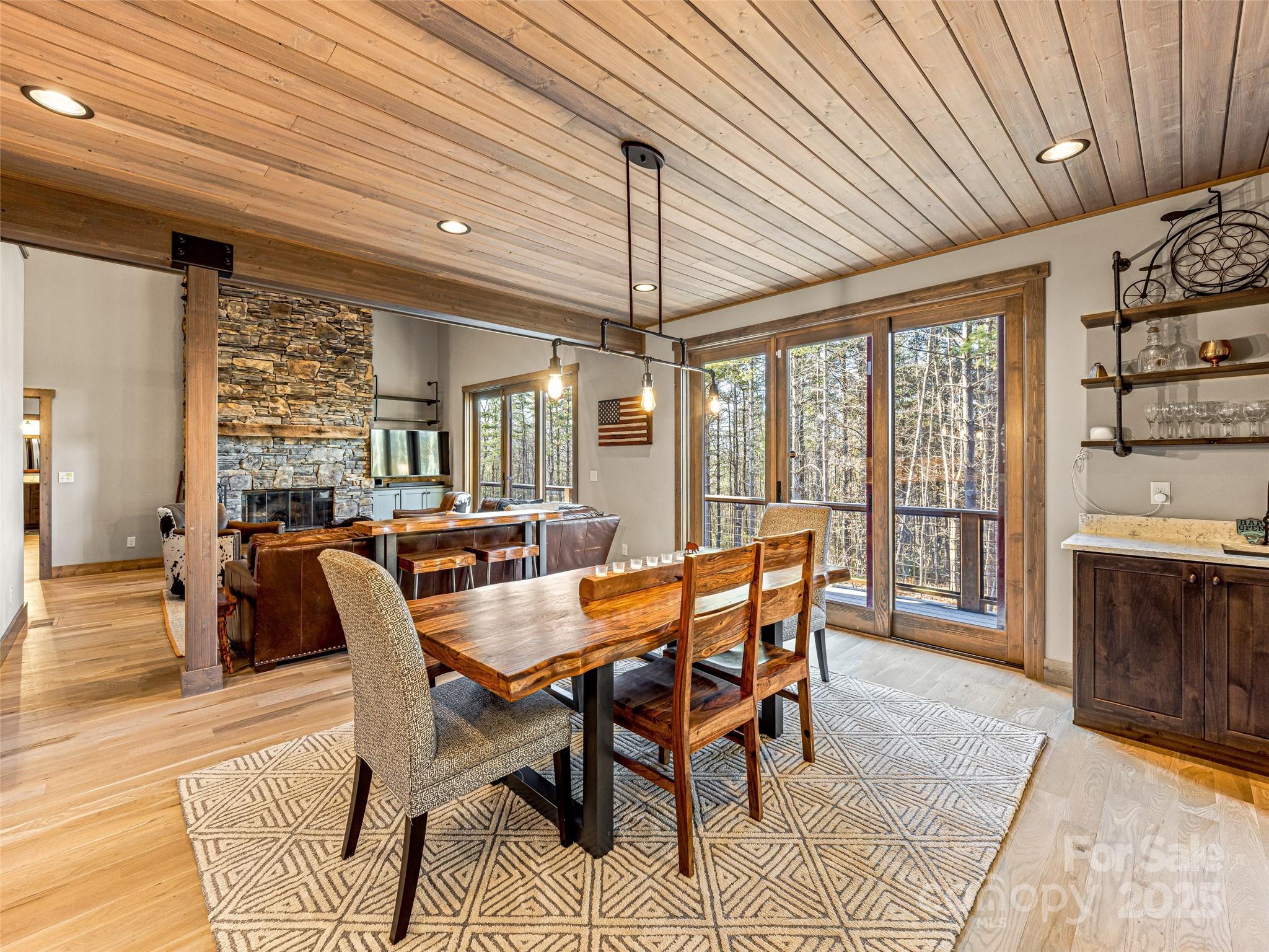103 Duck Hope Drive — Hendersonville