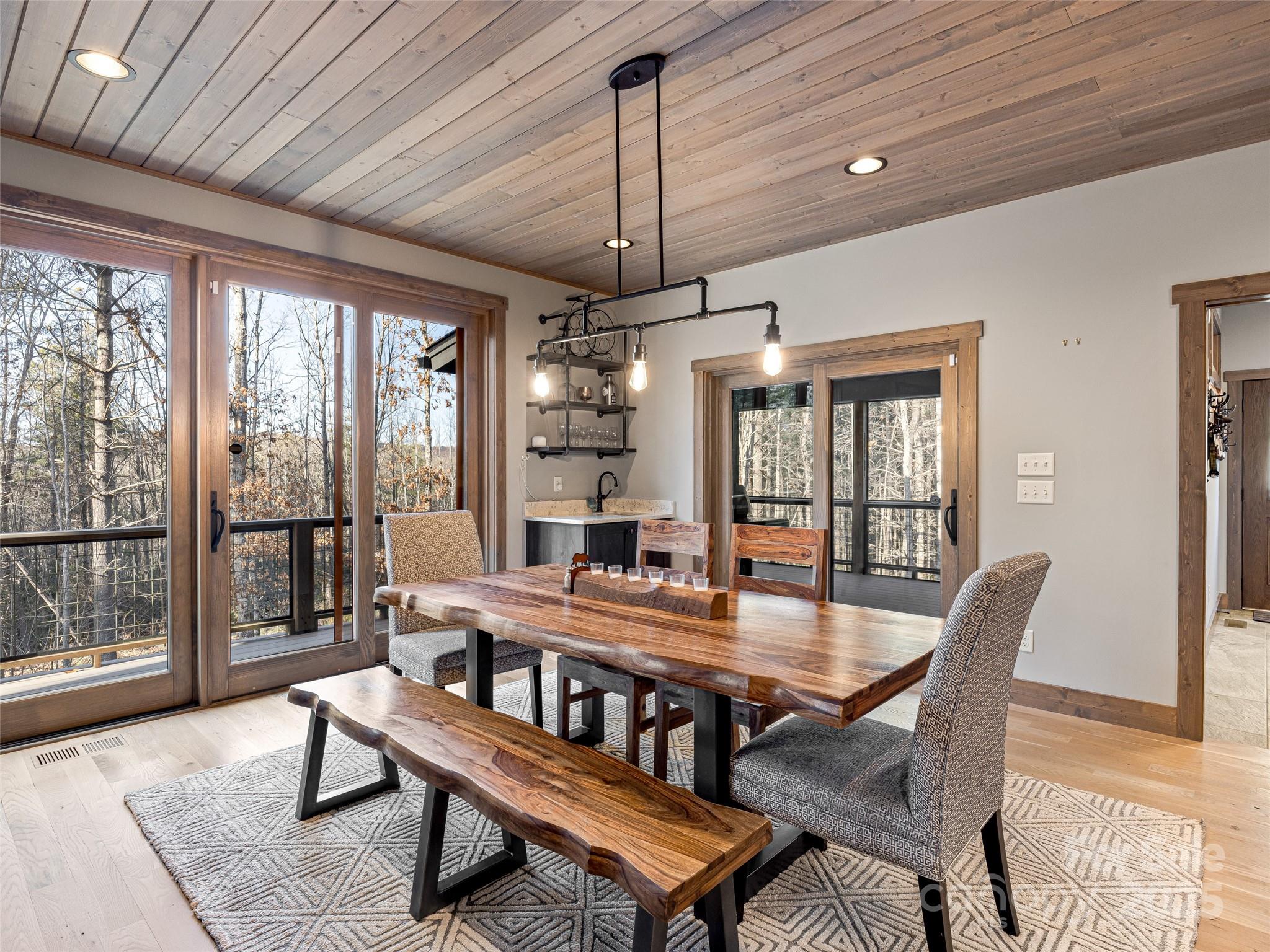 103 Duck Hope Drive — Hendersonville