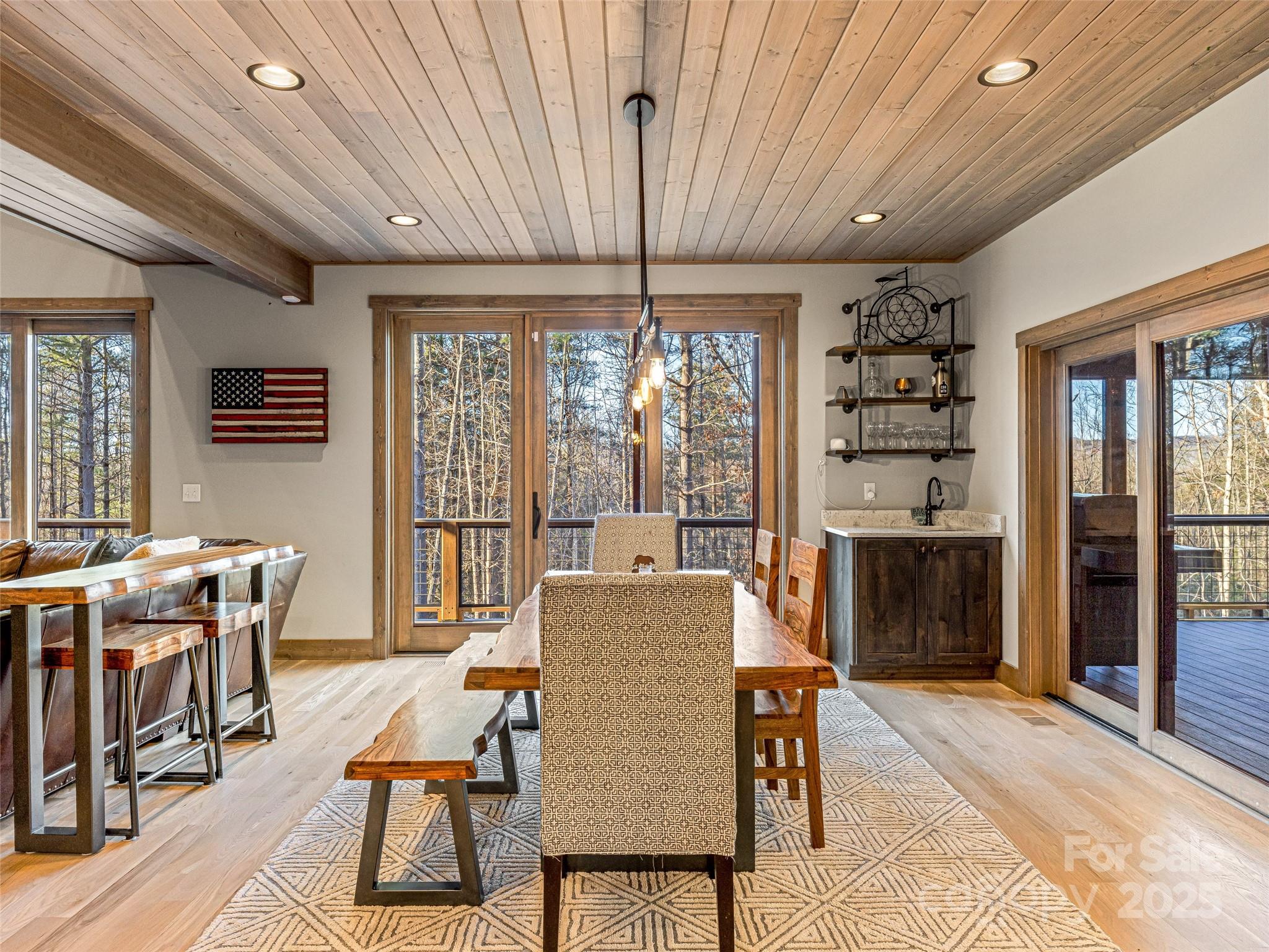 103 Duck Hope Drive — Hendersonville