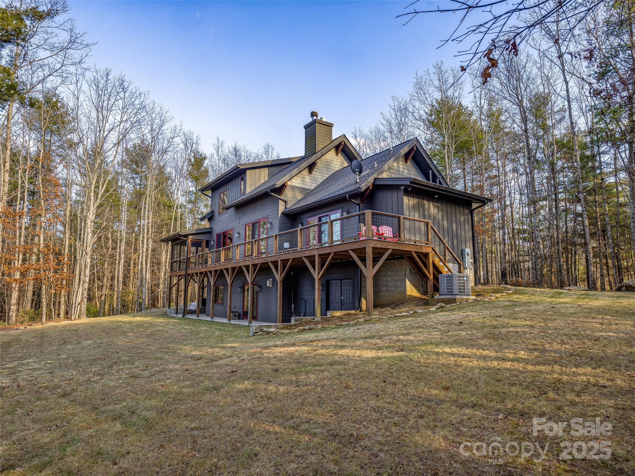 103 Duck Hope Drive — Hendersonville