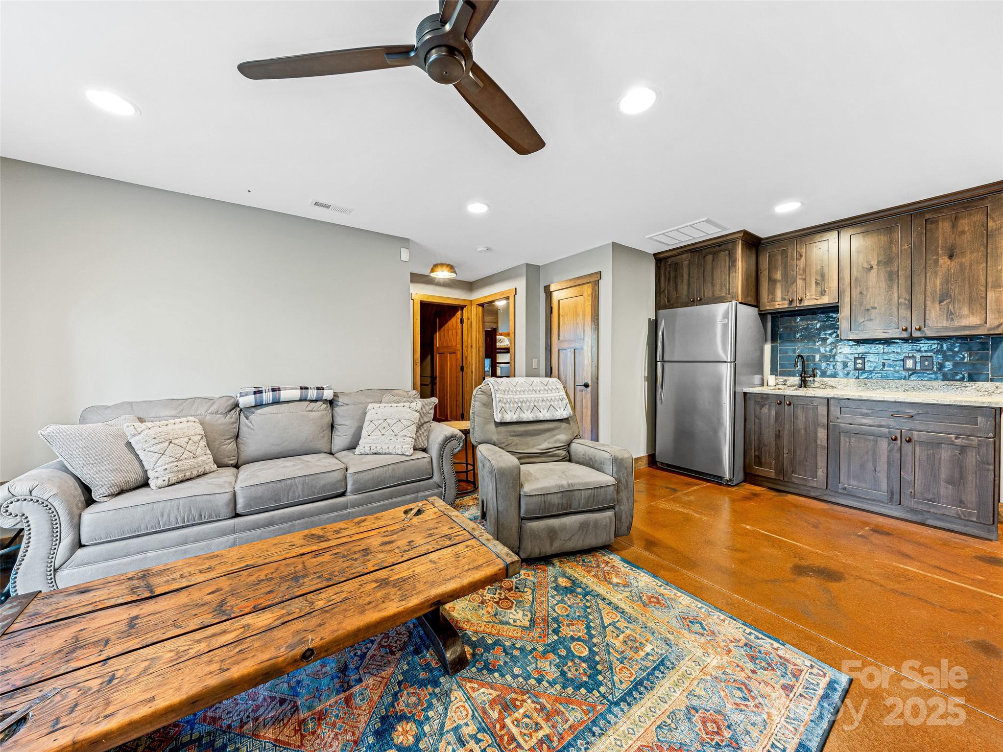103 Duck Hope Drive — Hendersonville