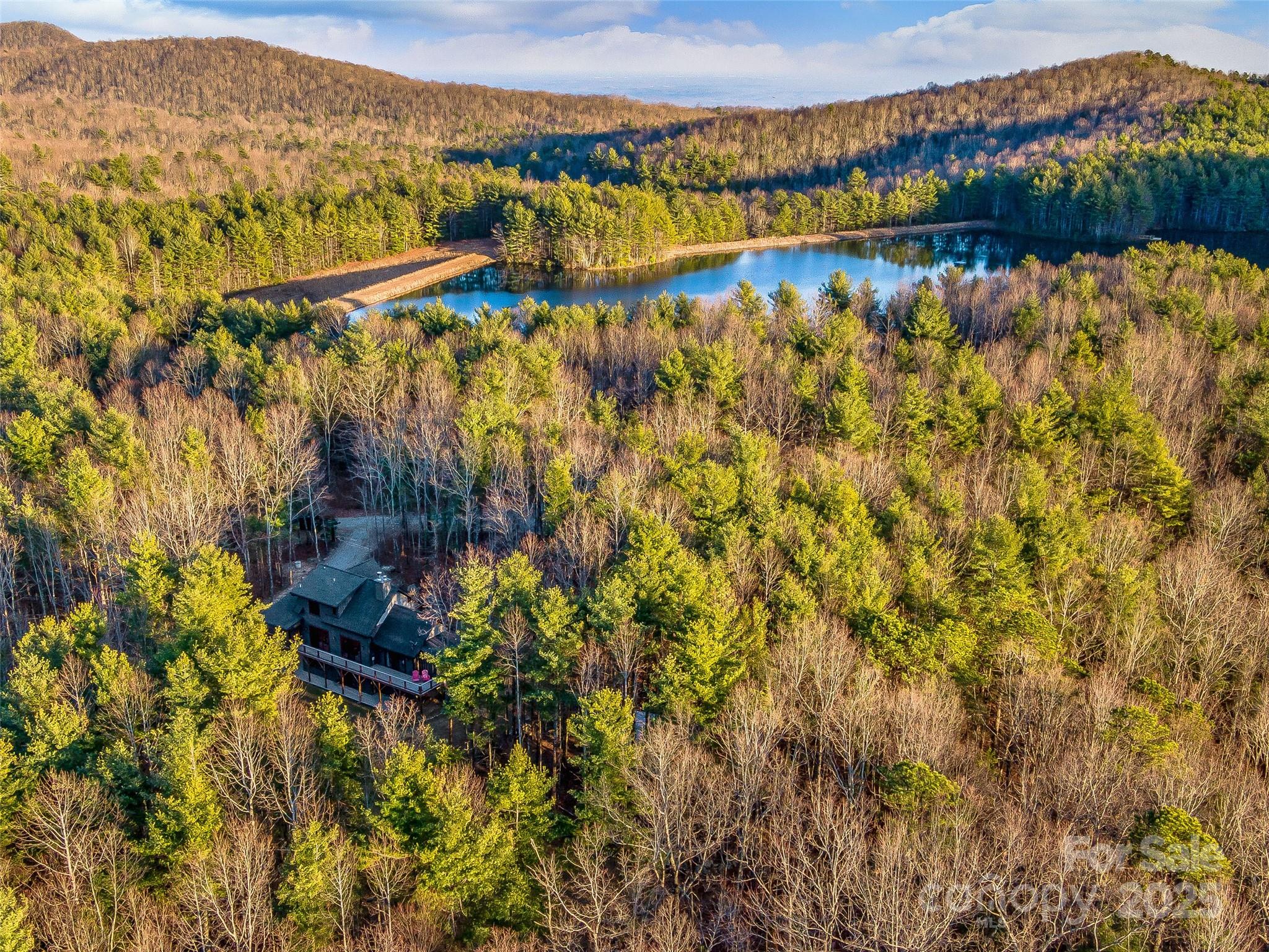103 Duck Hope Drive — Hendersonville