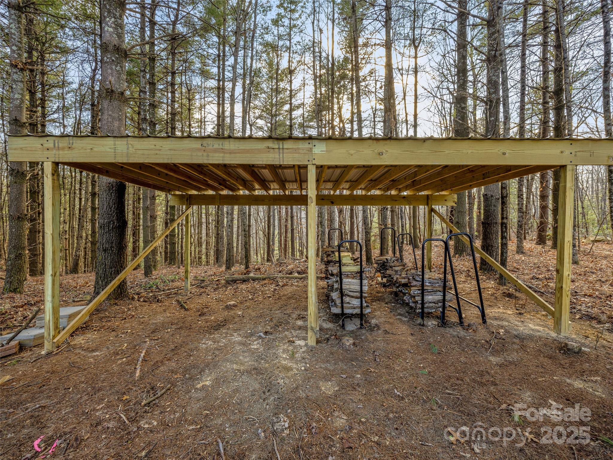 103 Duck Hope Drive — Hendersonville