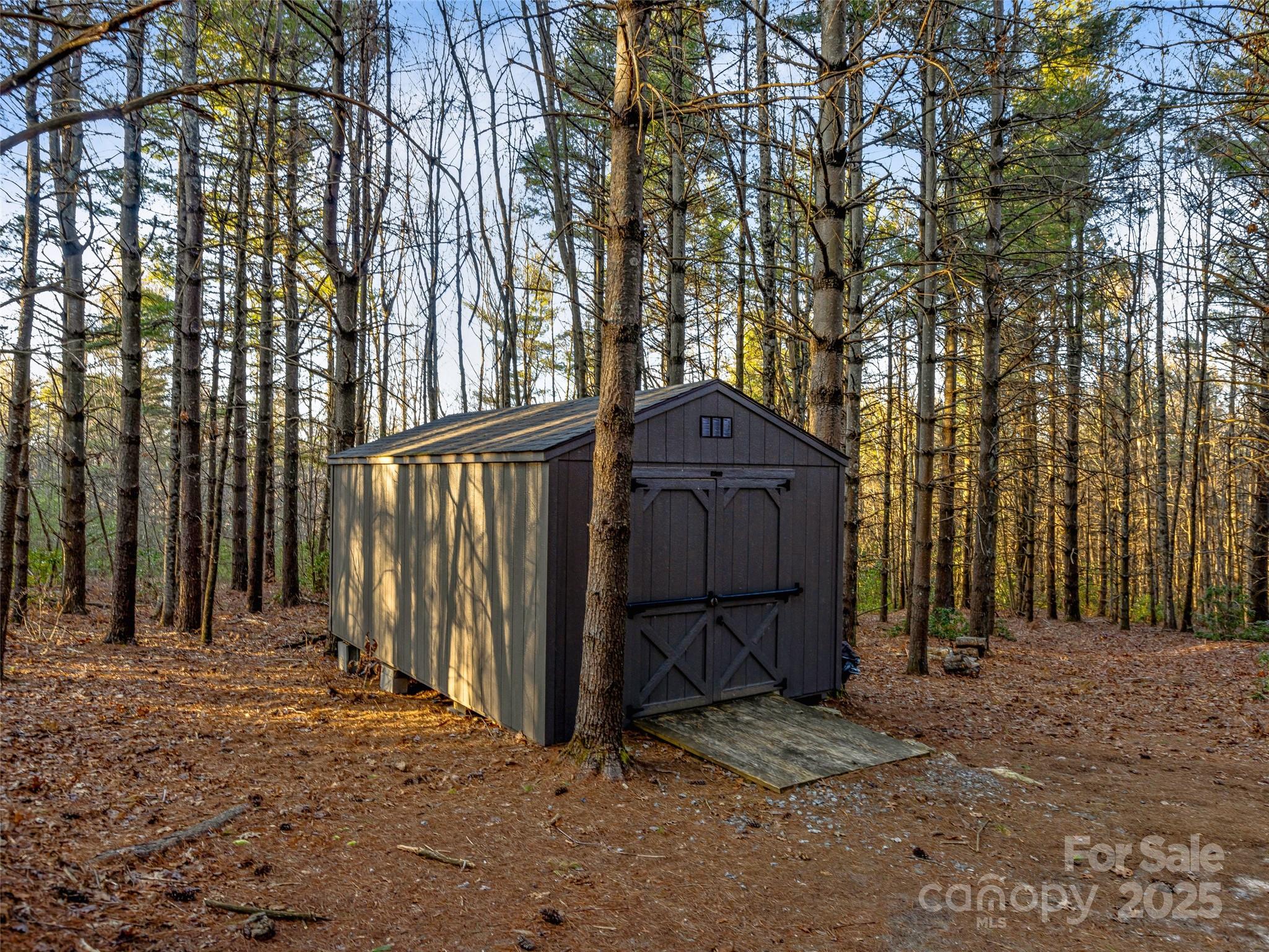 103 Duck Hope Drive — Hendersonville