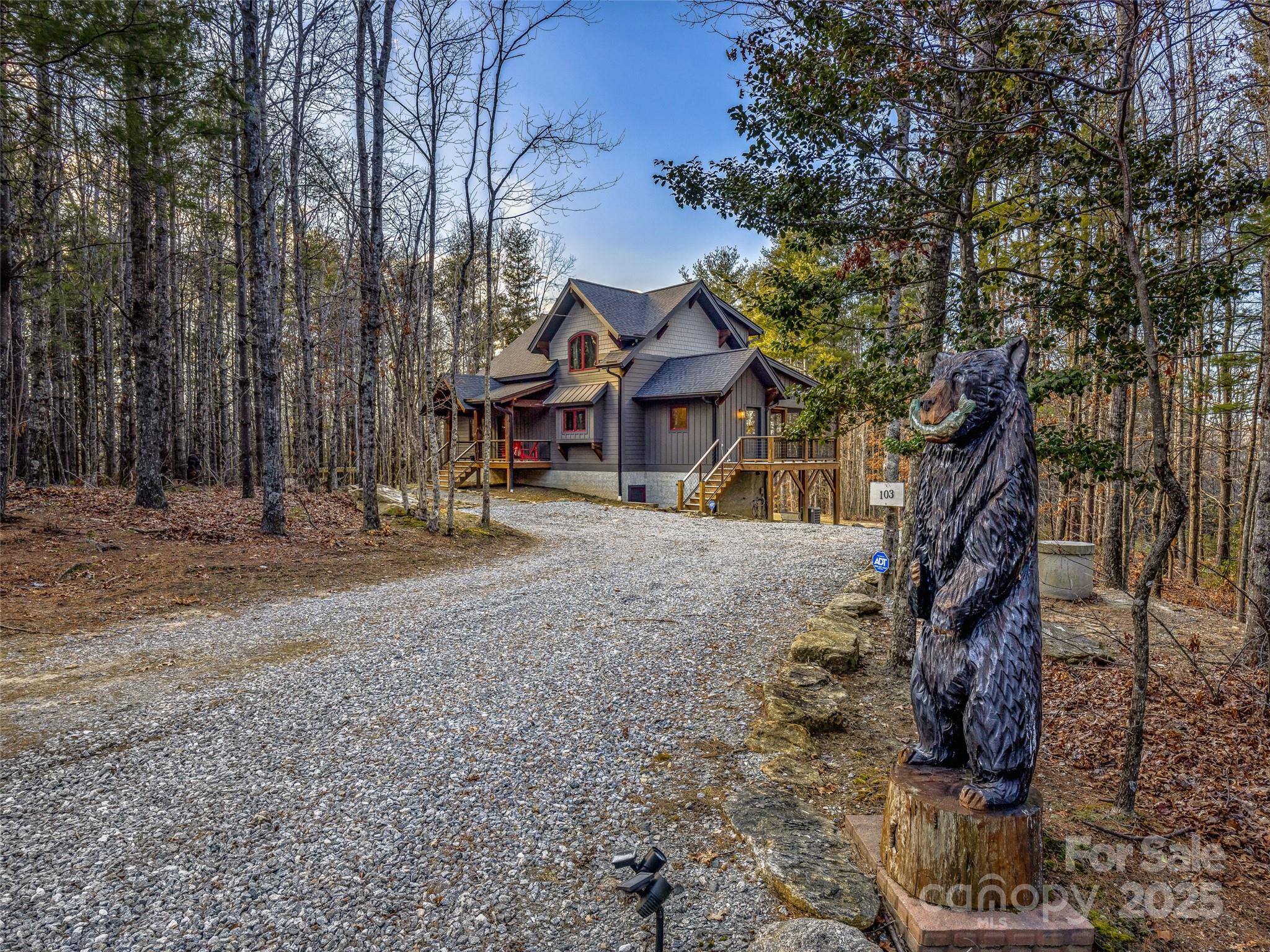 103 Duck Hope Drive — Hendersonville