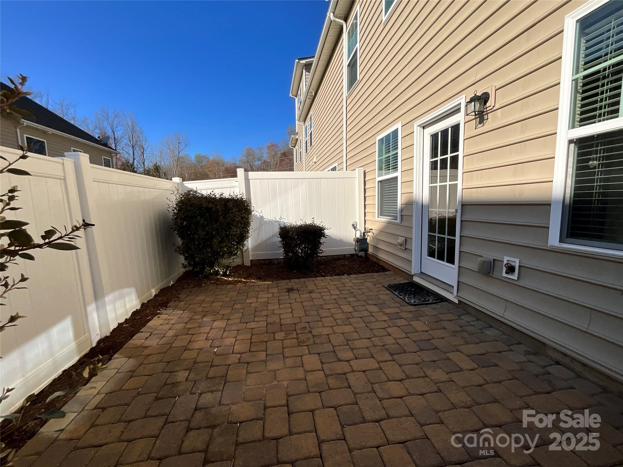113 Burlingame Court #D — Mooresville