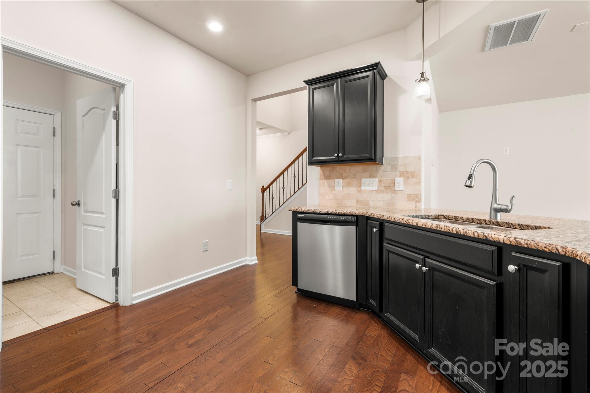 113 Burlingame Court #D — Mooresville