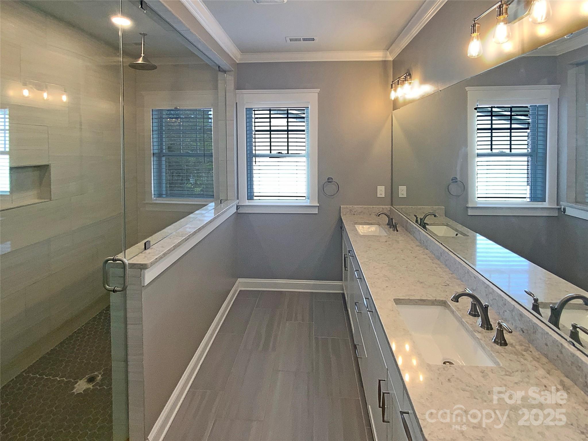 11005 Cobb Creek Court — Charlotte