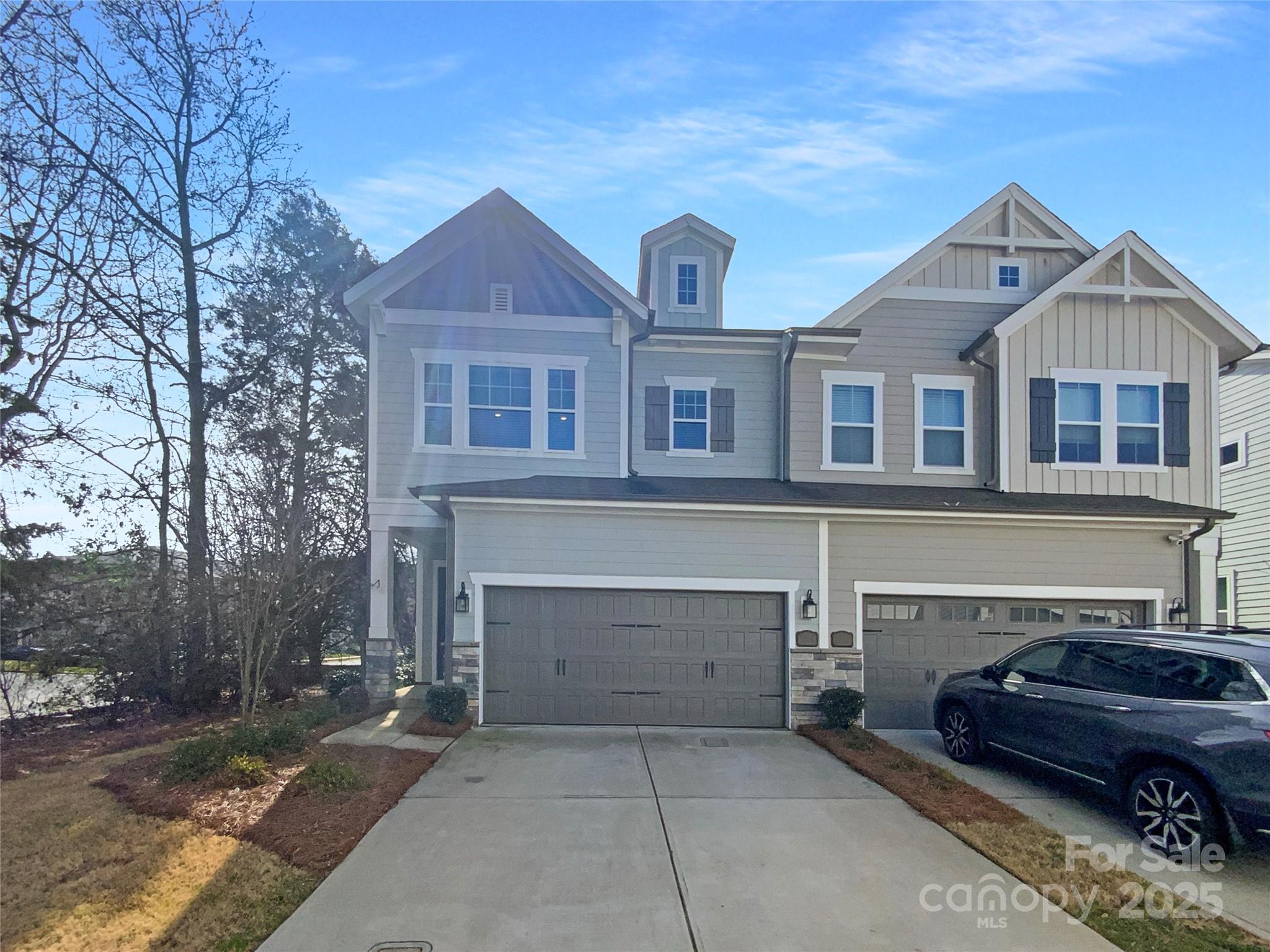 11005 Cobb Creek Court — Charlotte