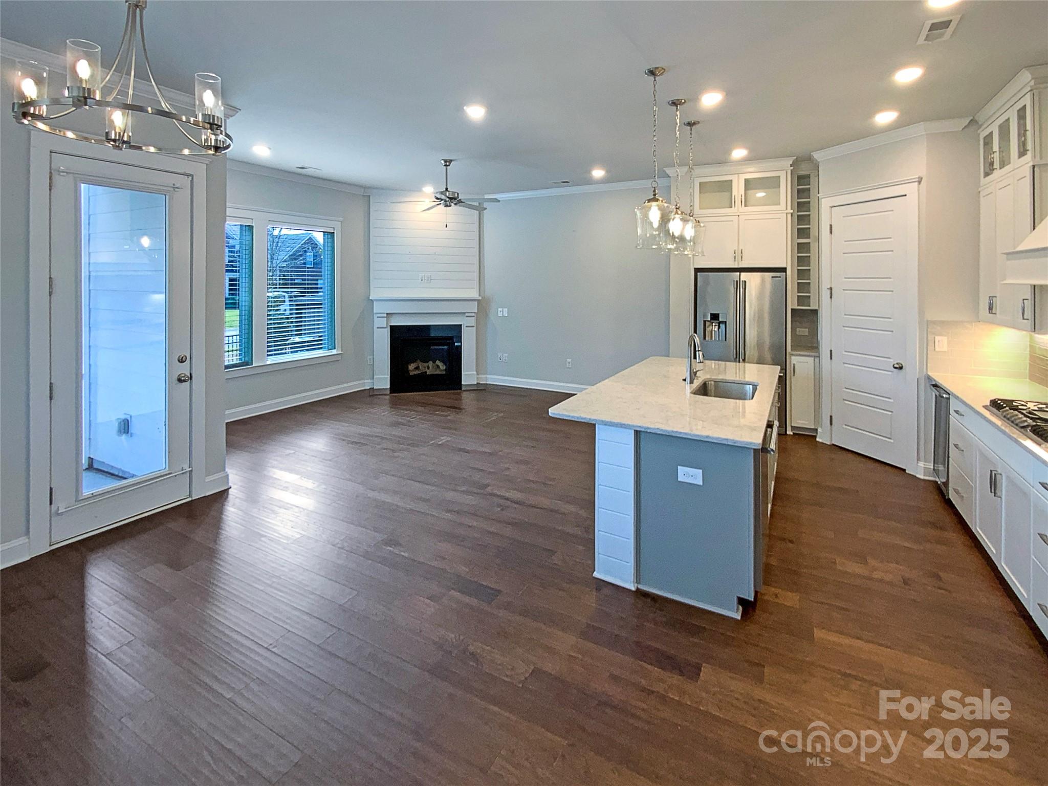 11005 Cobb Creek Court — Charlotte