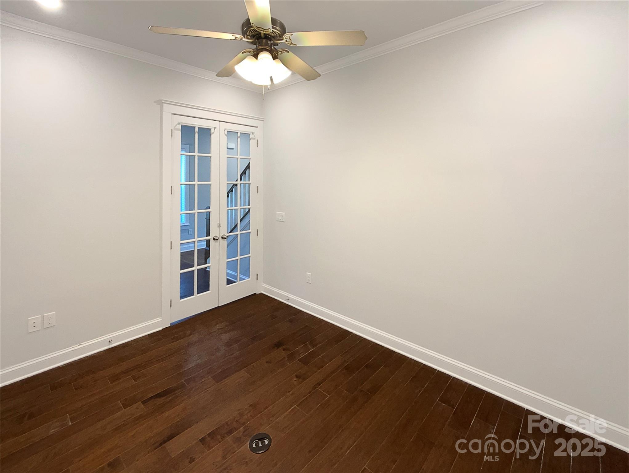 11005 Cobb Creek Court — Charlotte