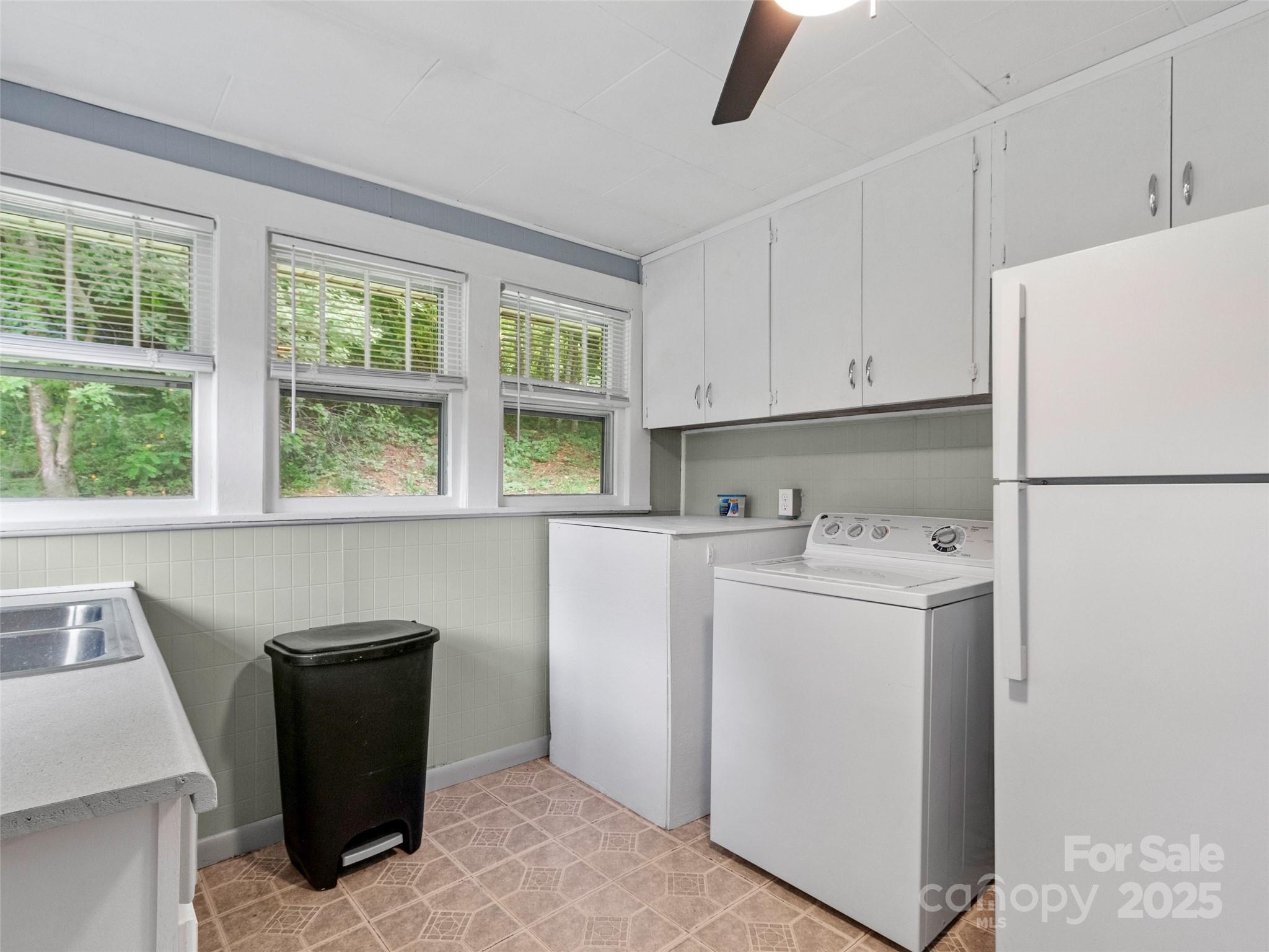 944 Georges Fork Road — Burnsville