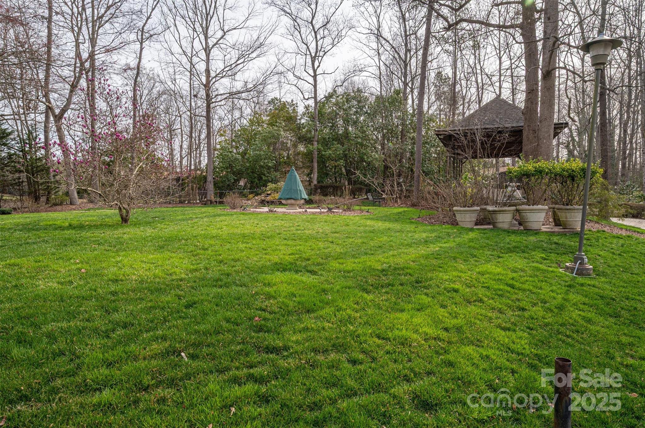 1816 Country Garden Drive — Shelby