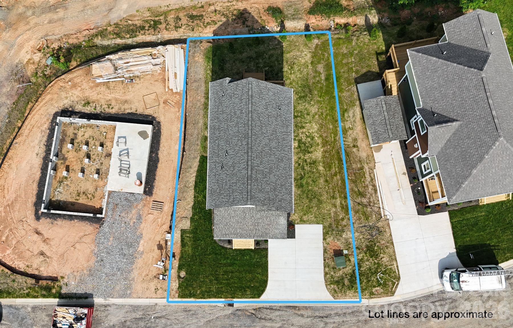 33 Loblolly Lane — Asheville