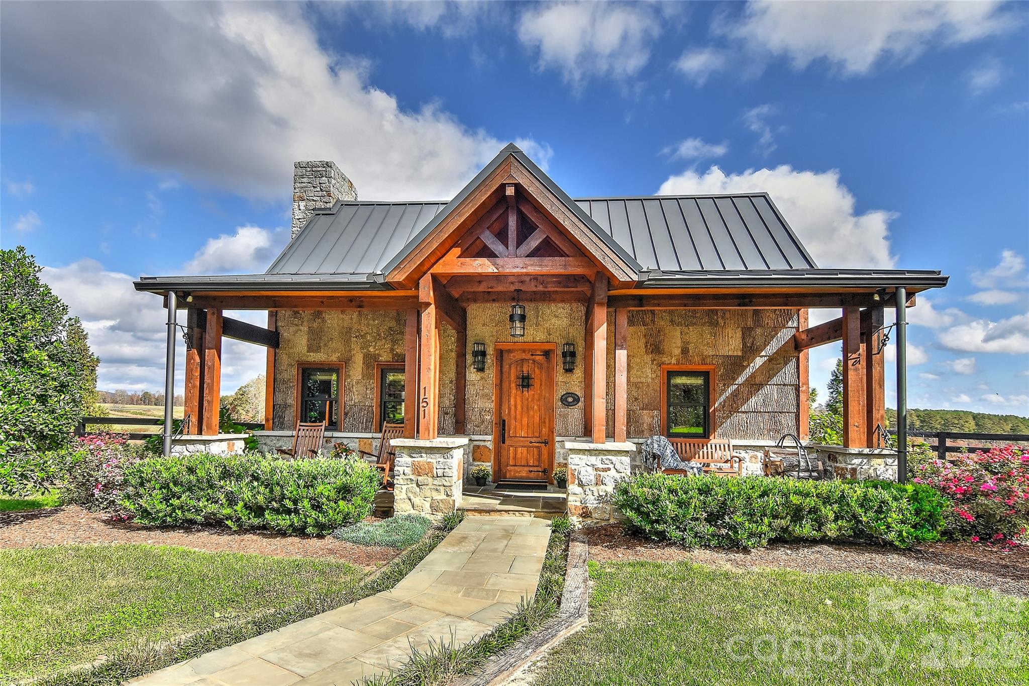 153 Badenyon Place — Union Grove