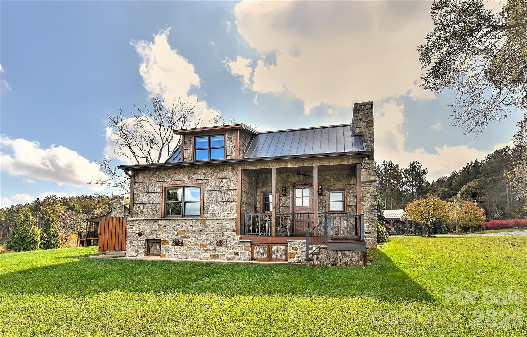 153 Badenyon Place — Union Grove