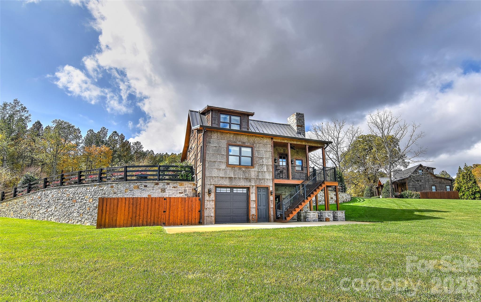153 Badenyon Place — Union Grove