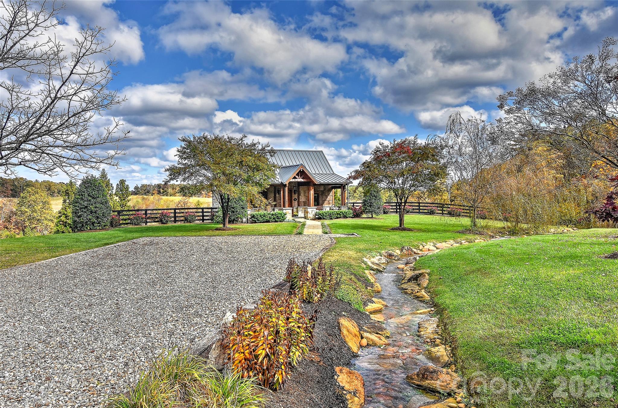 153 Badenyon Place — Union Grove