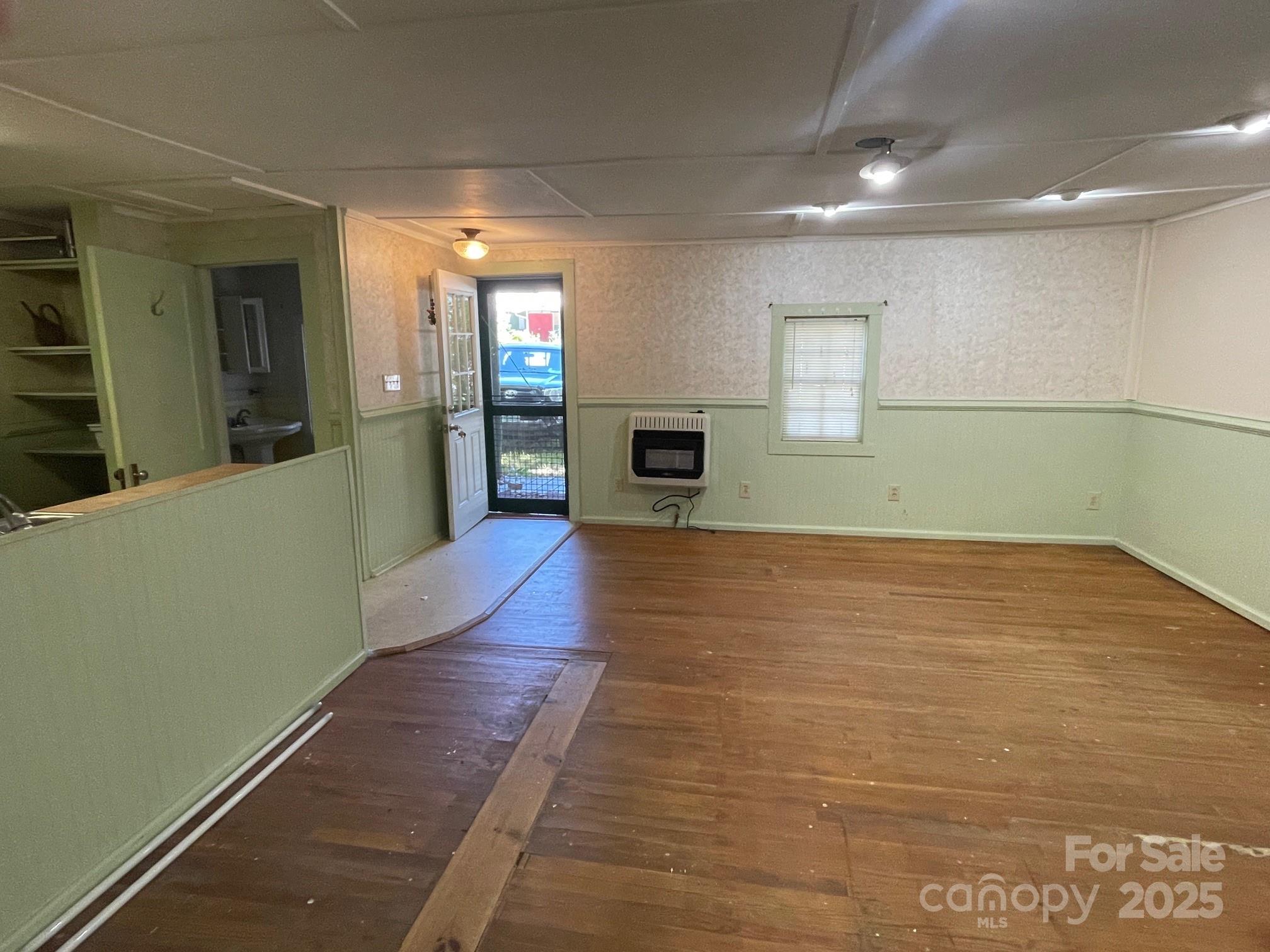 142 Whitewater Road — Sapphire