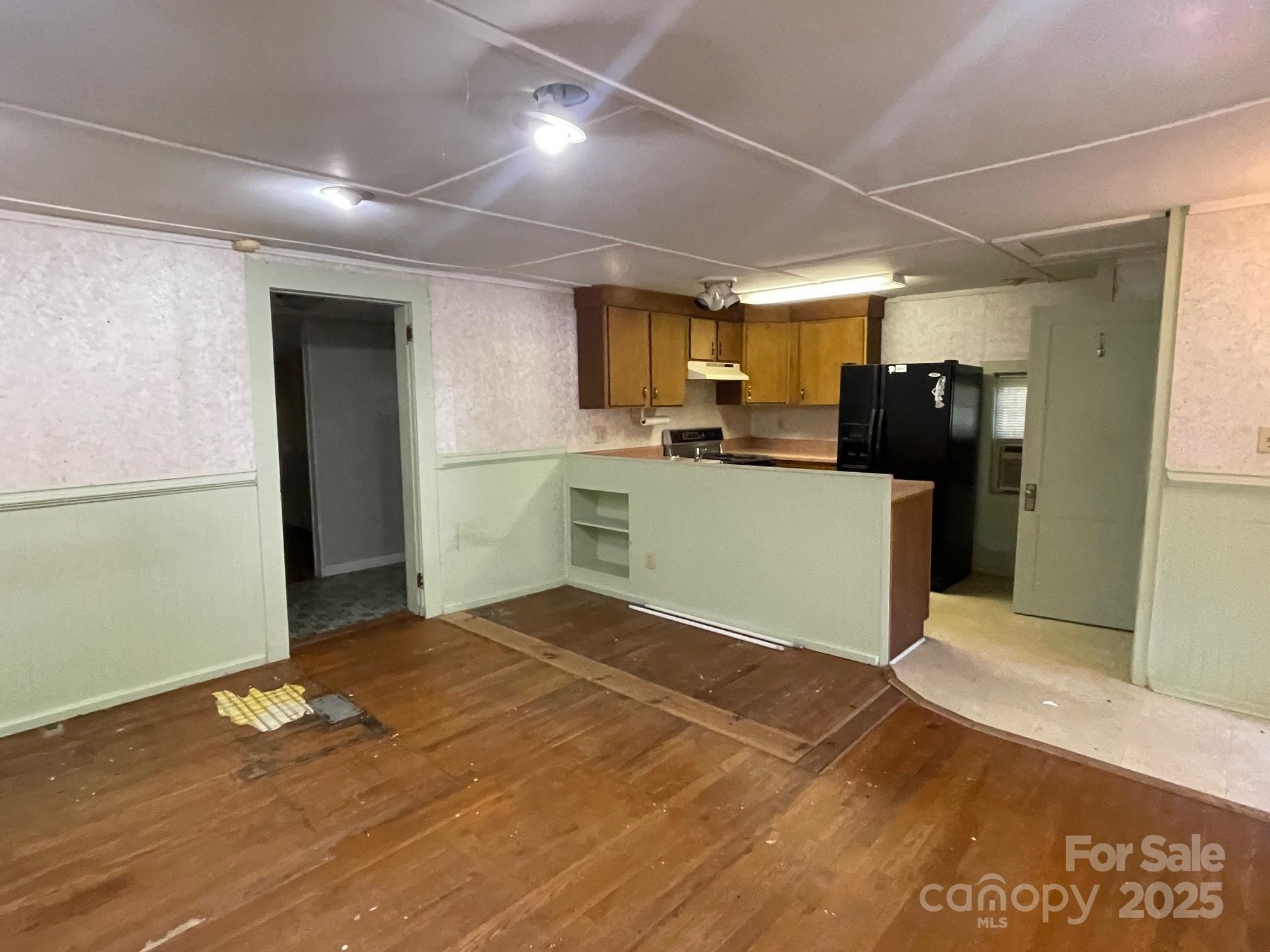 142 Whitewater Road — Sapphire