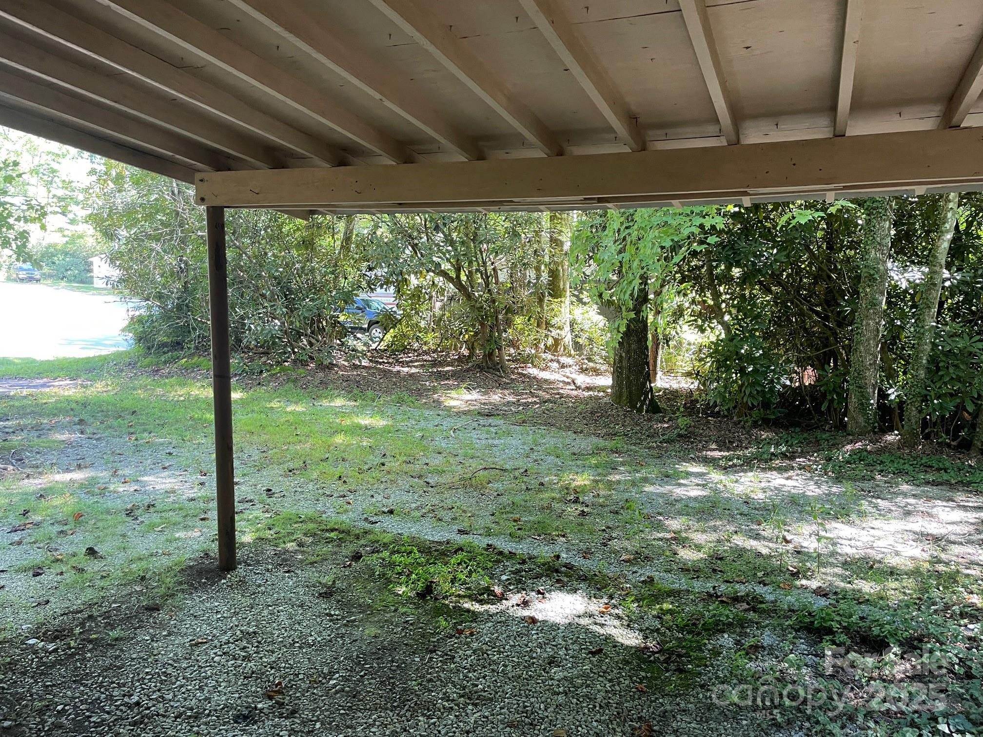 142 Whitewater Road — Sapphire