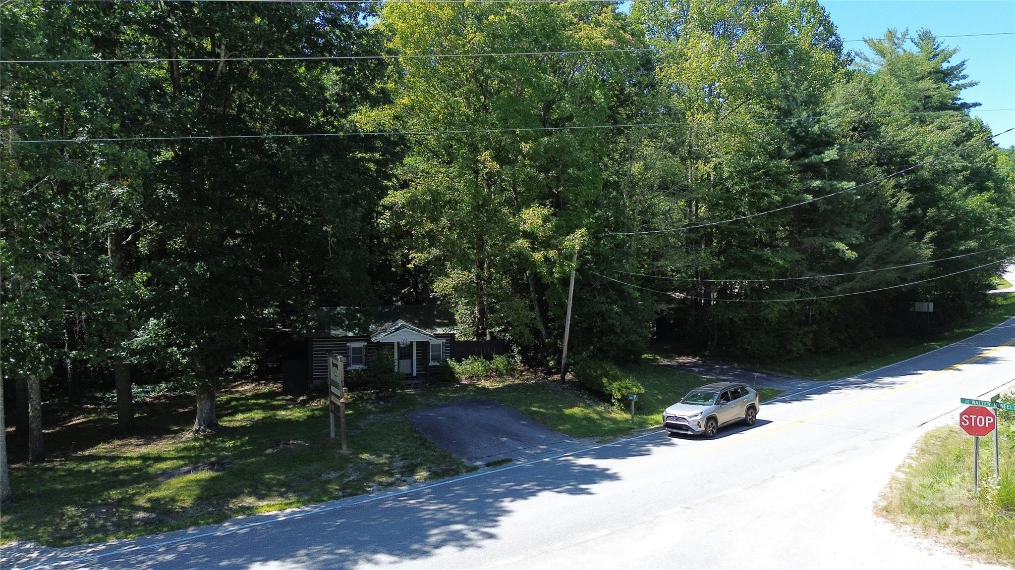 142 Whitewater Road — Sapphire
