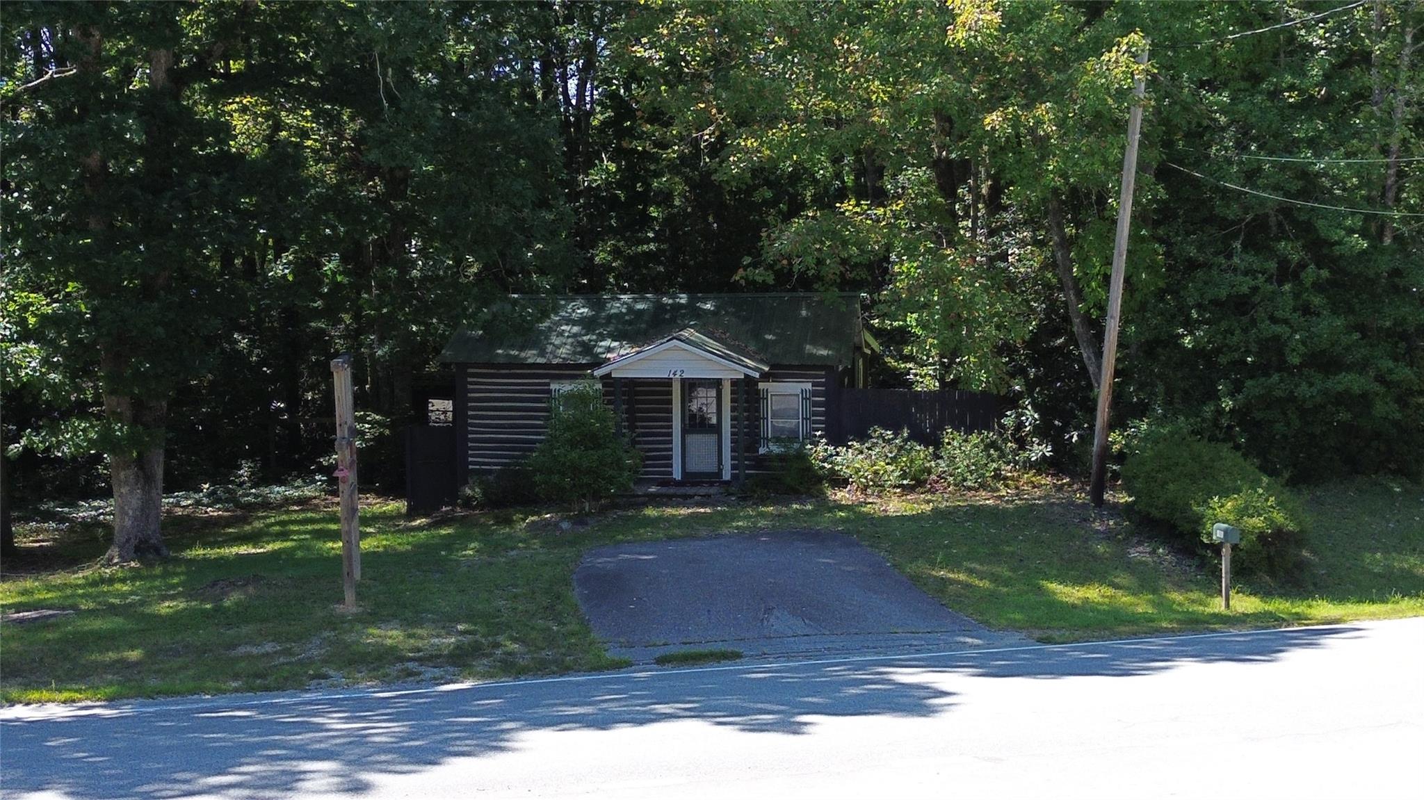142 Whitewater Road — Sapphire
