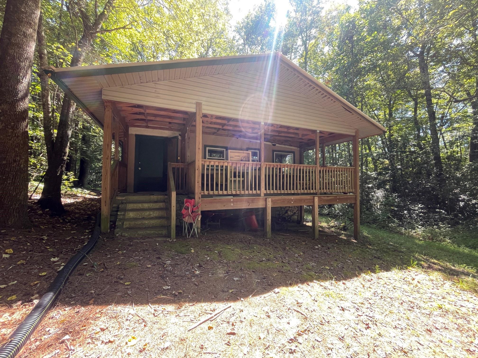142 Whitewater Road — Sapphire
