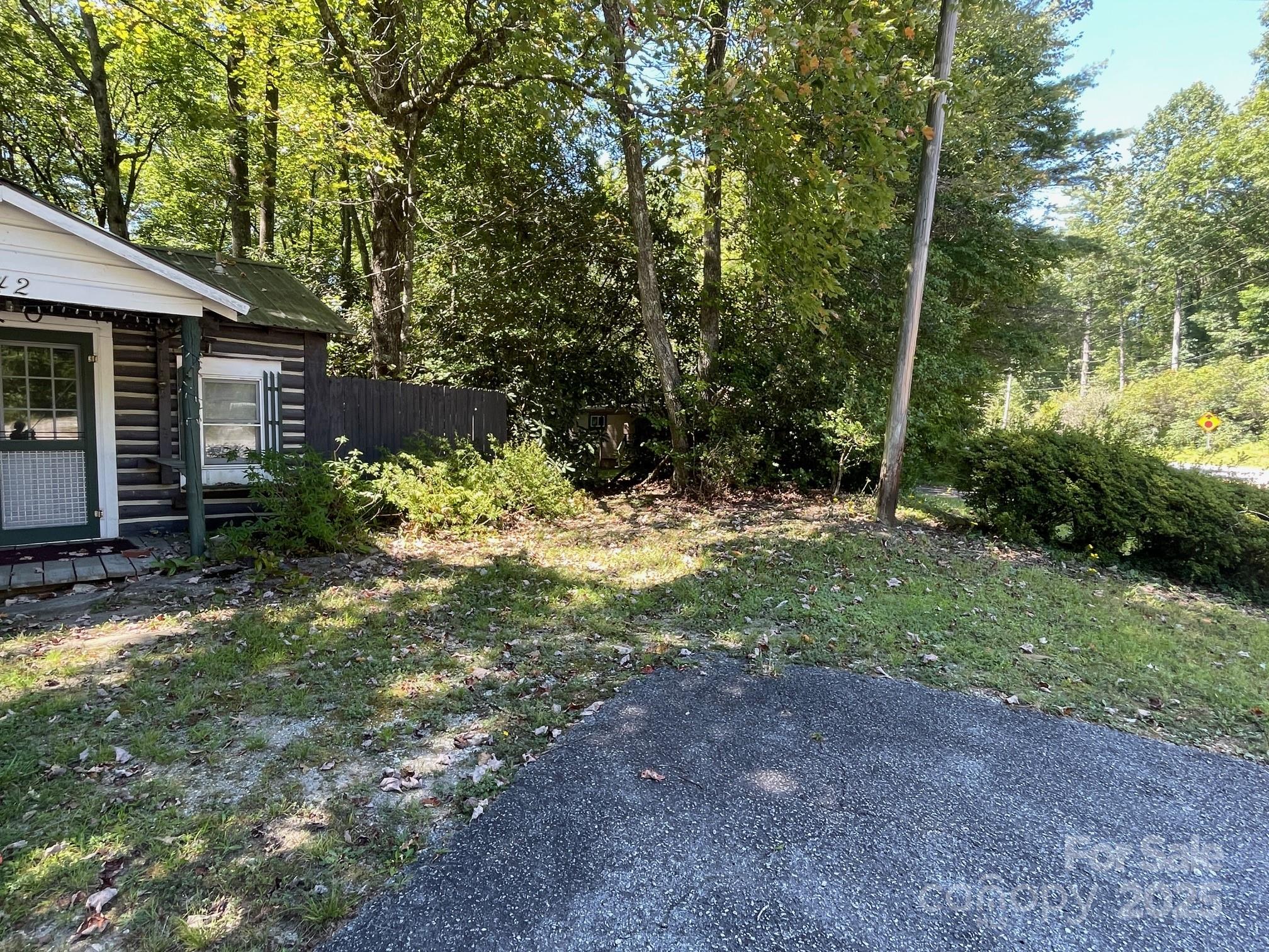 142 Whitewater Road — Sapphire