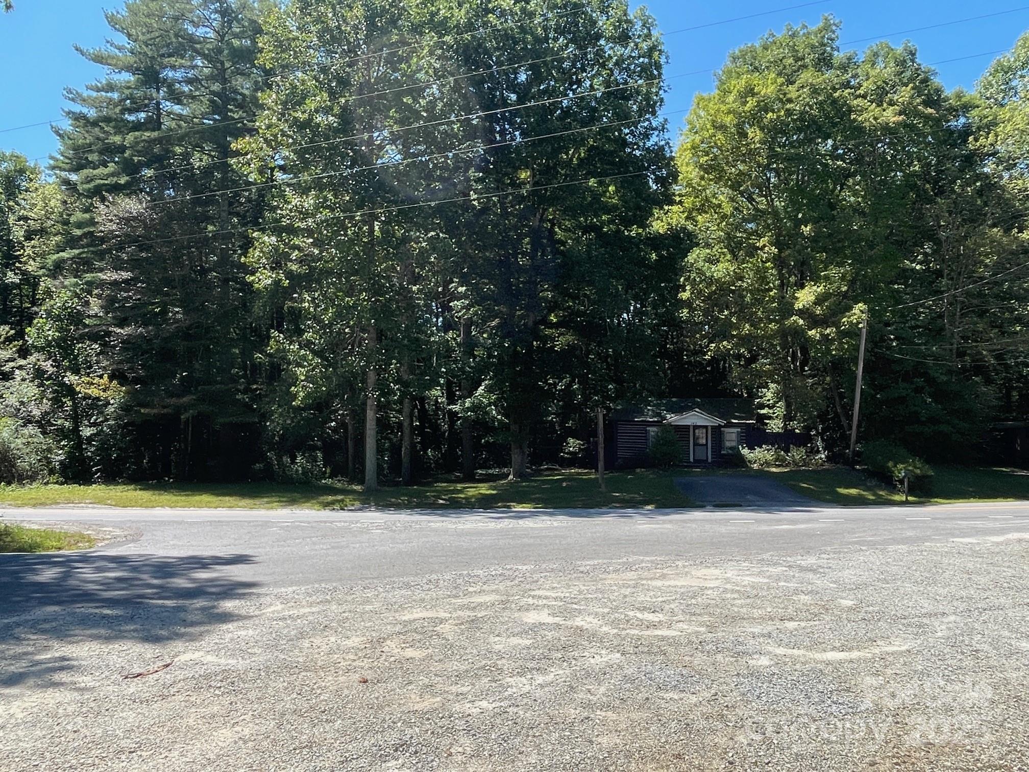 142 Whitewater Road — Sapphire