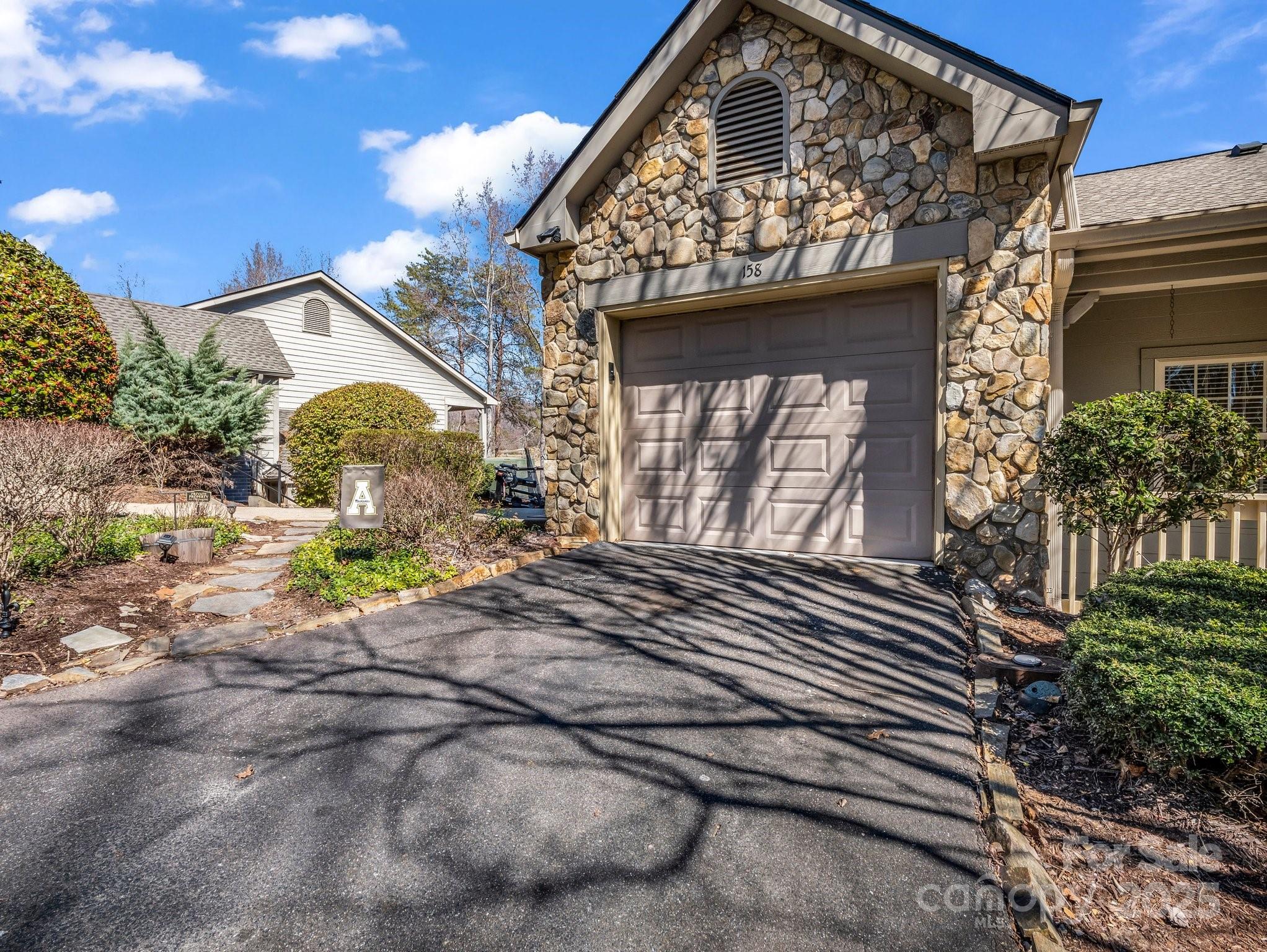 158 Stonecrest Court — Lake Lure