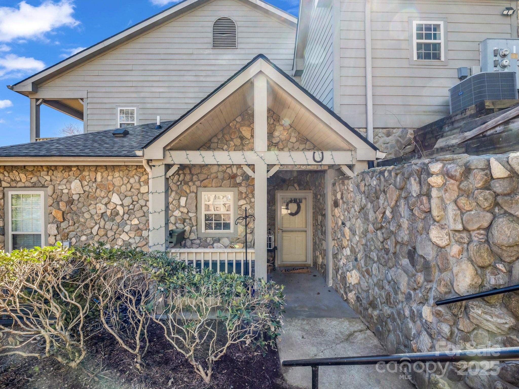 158 Stonecrest Court — Lake Lure