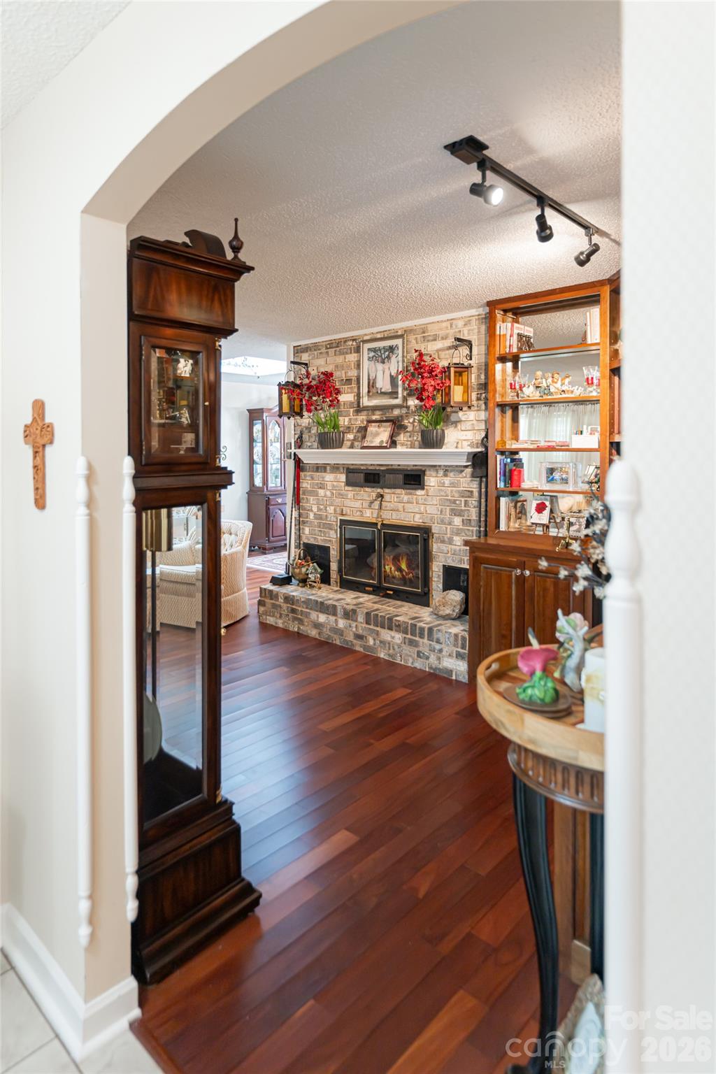 22 Moon Wood Trail — Asheville