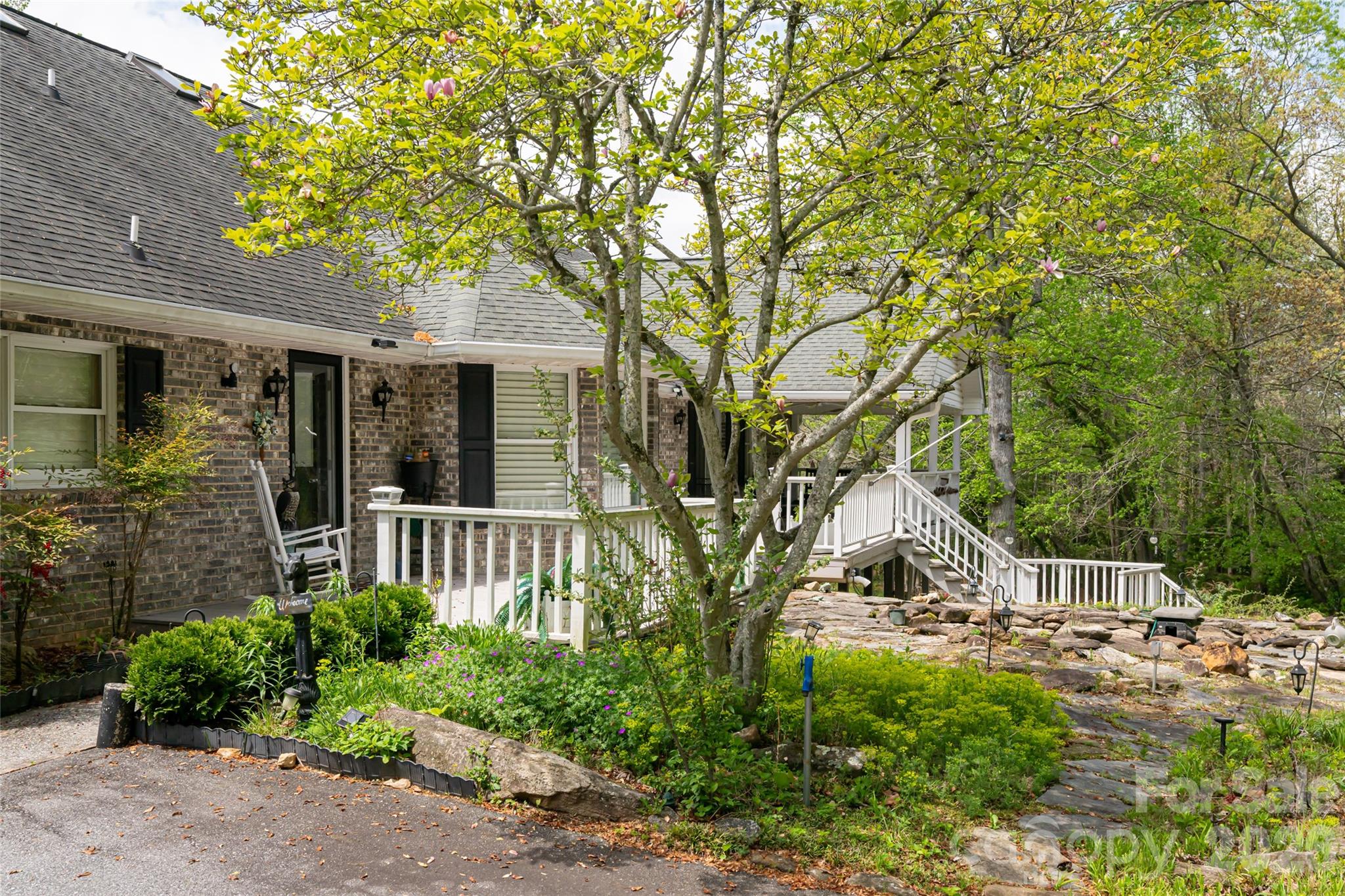 22 Moon Wood Trail — Asheville
