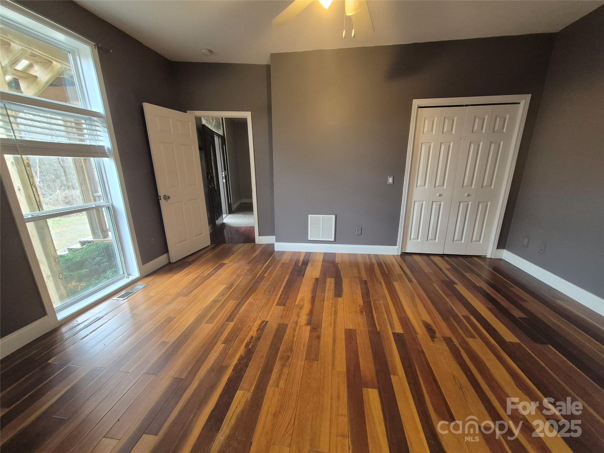 318 Vance Gap Road — Asheville