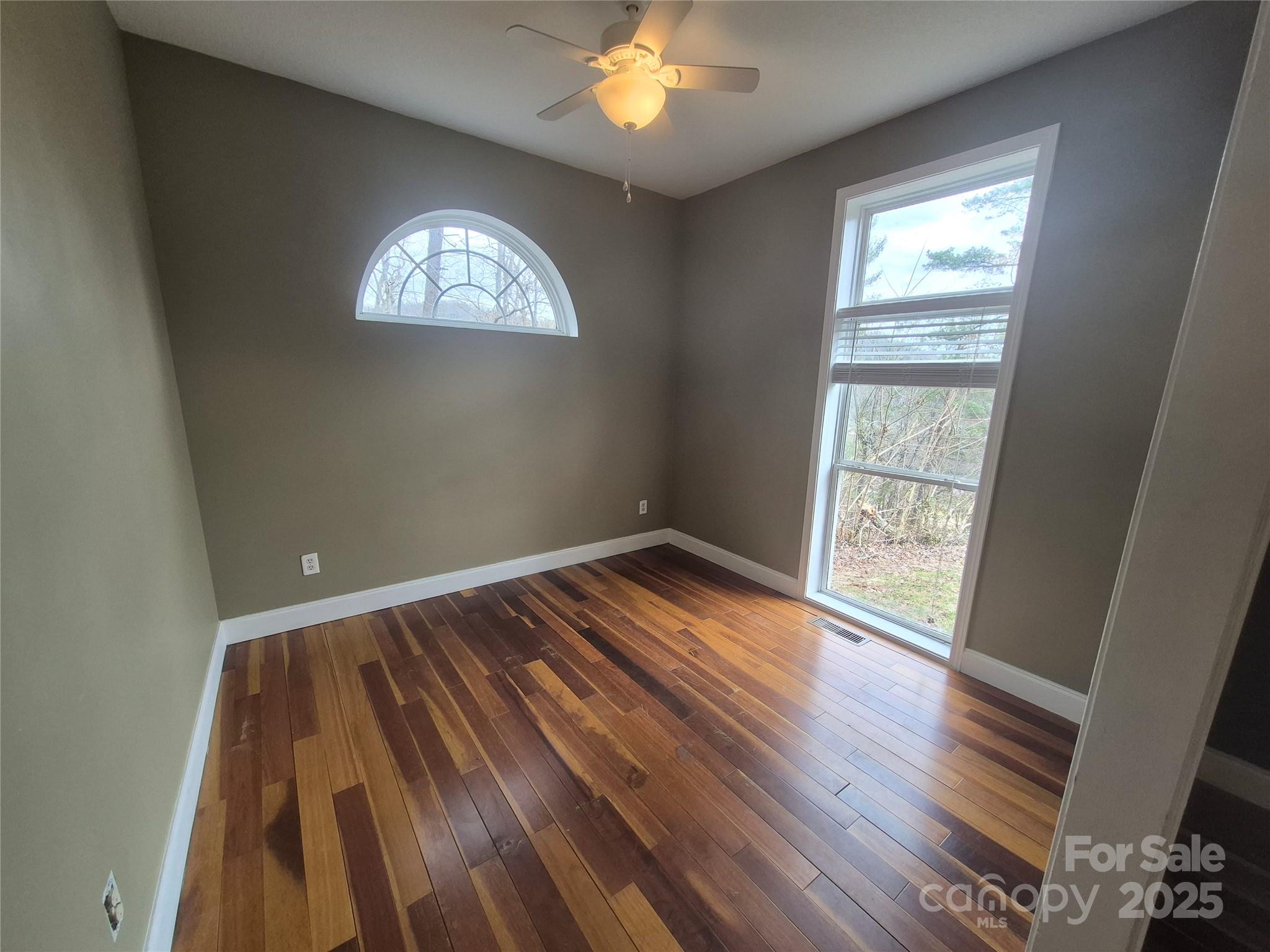 318 Vance Gap Road — Asheville