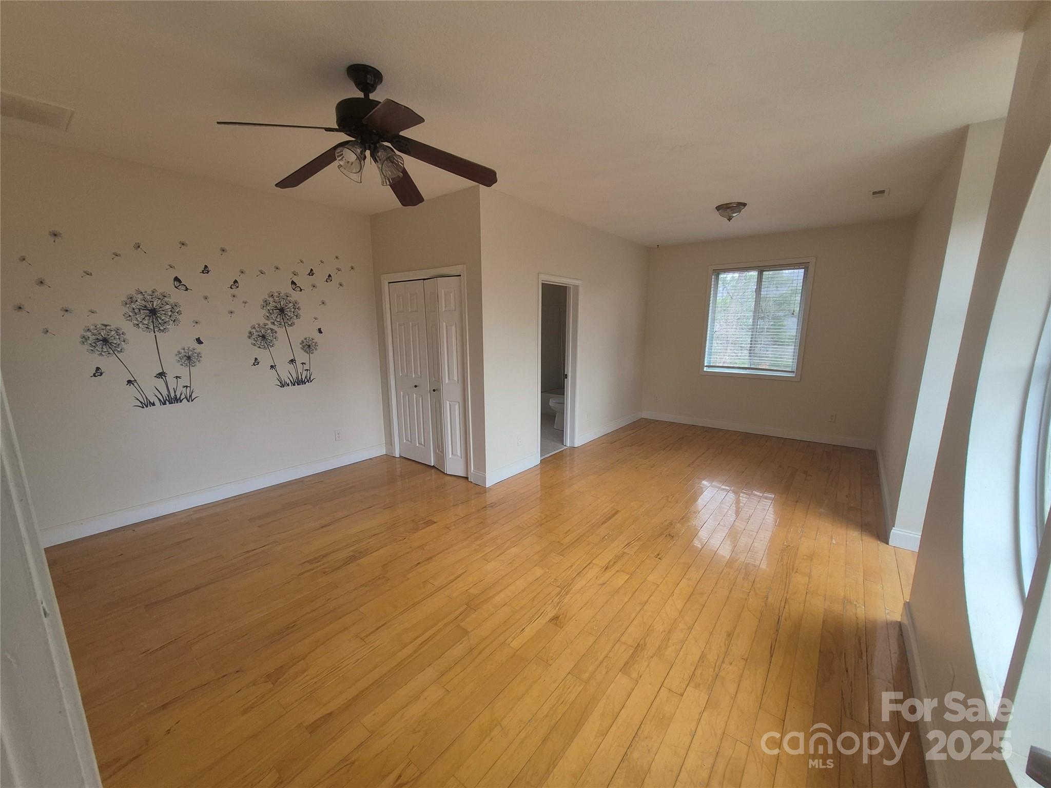 318 Vance Gap Road — Asheville