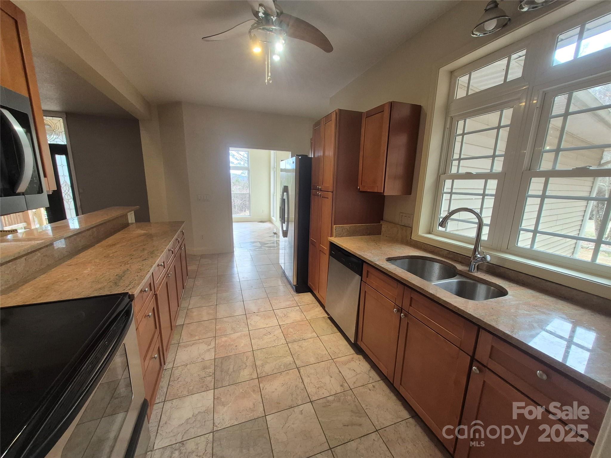 318 Vance Gap Road — Asheville