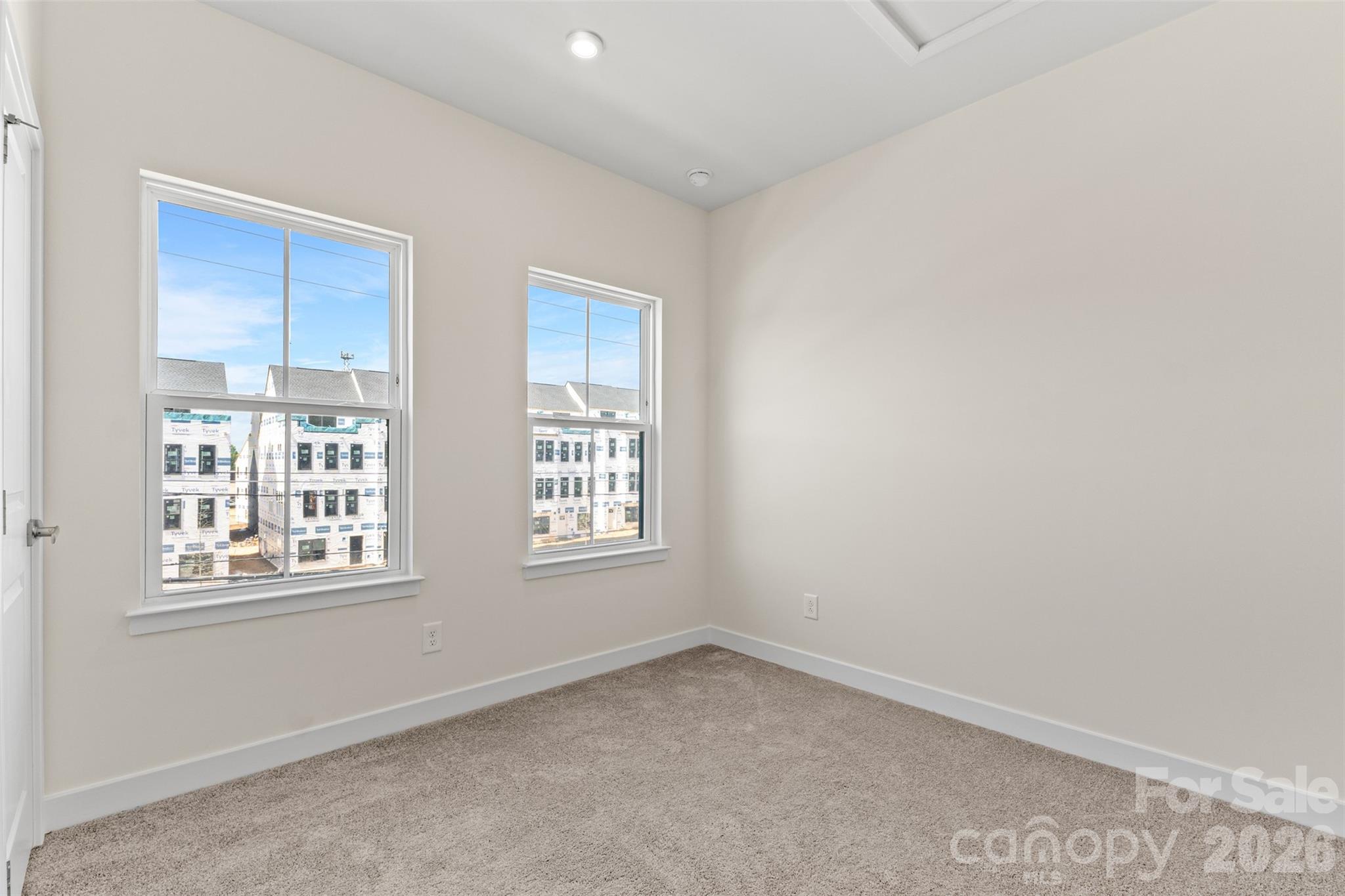 3645 S Tryon Street — Charlotte