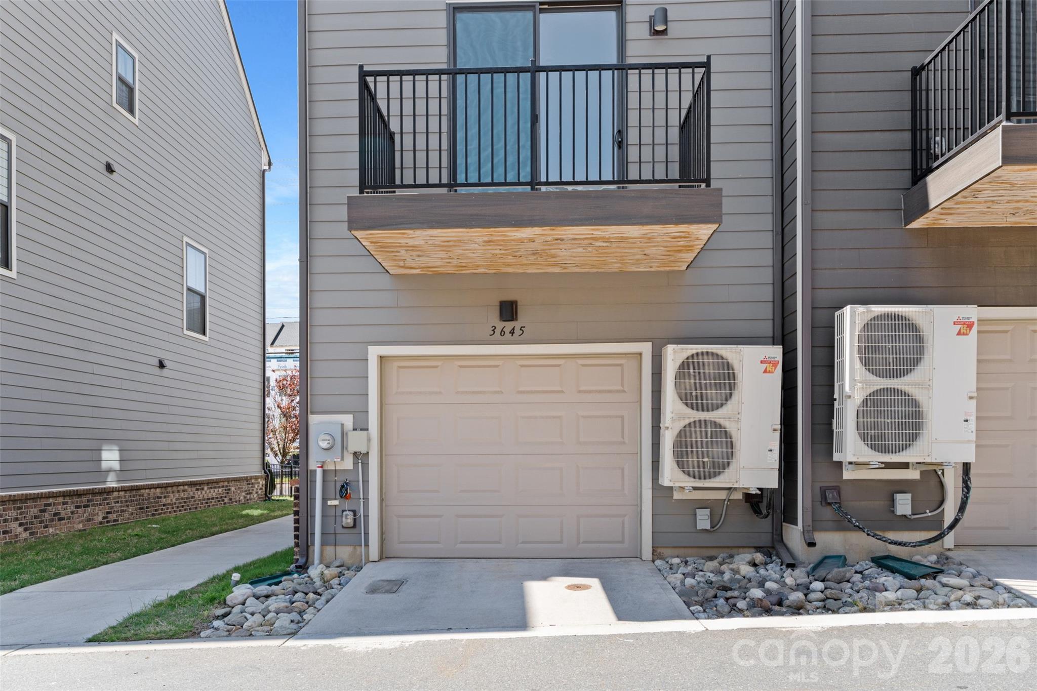 3645 S Tryon Street — Charlotte