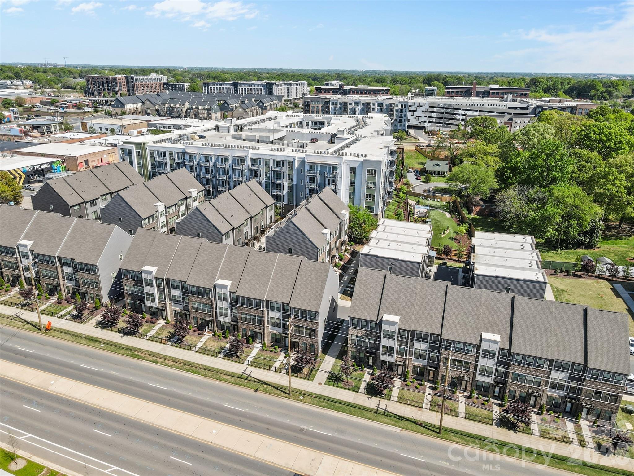 3645 S Tryon Street — Charlotte
