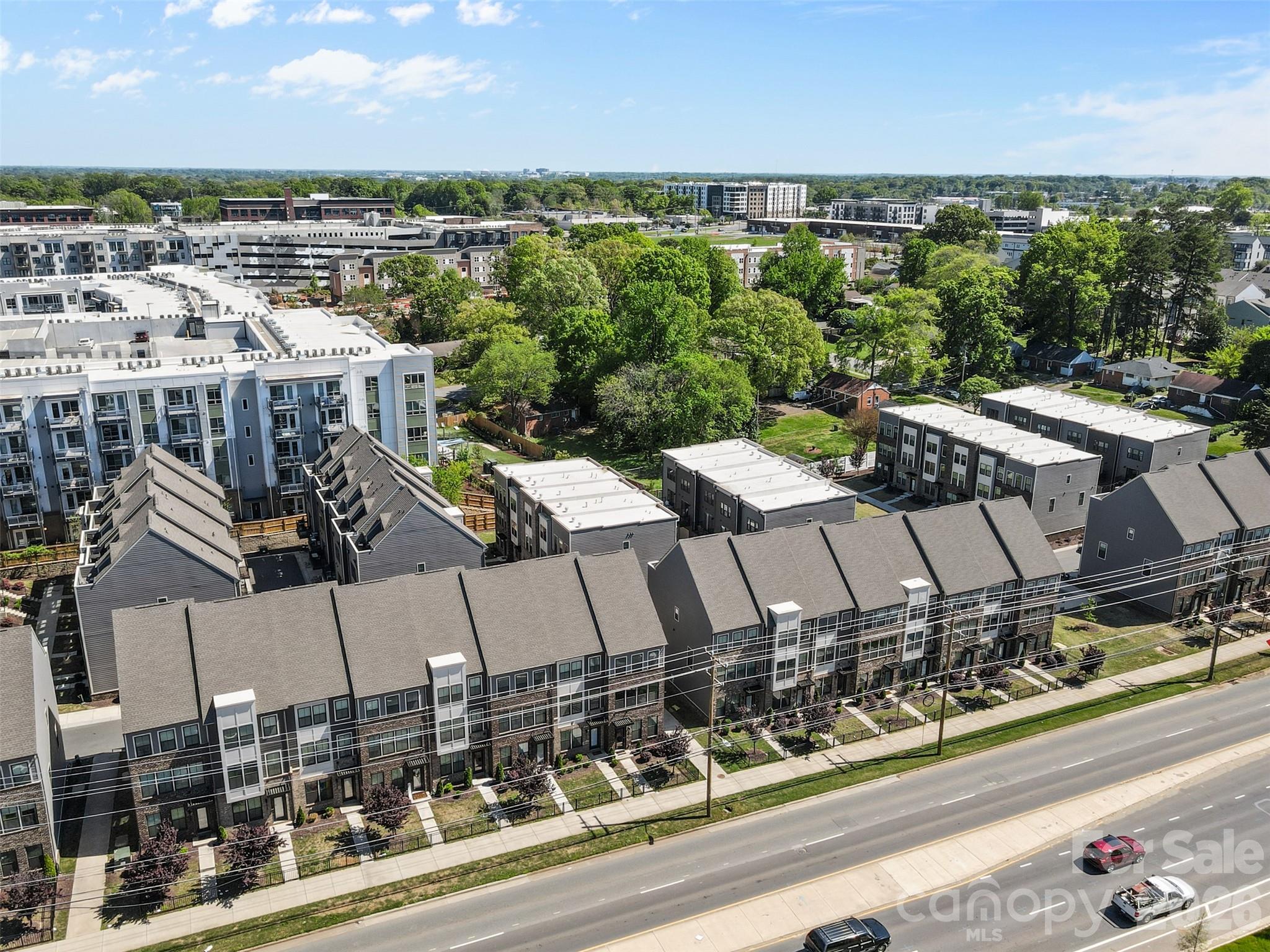 3645 S Tryon Street — Charlotte